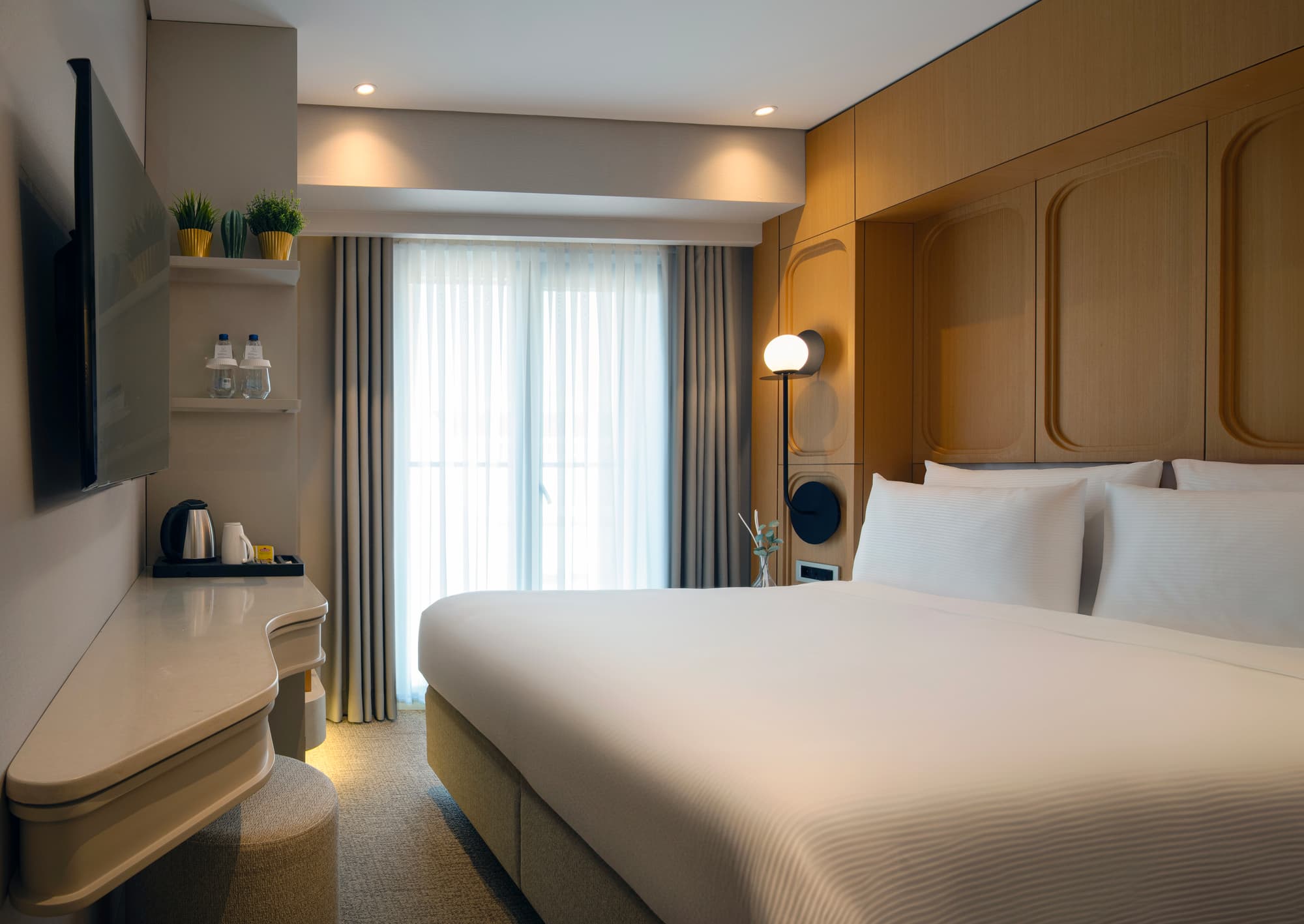 Lunet Old City Hotel