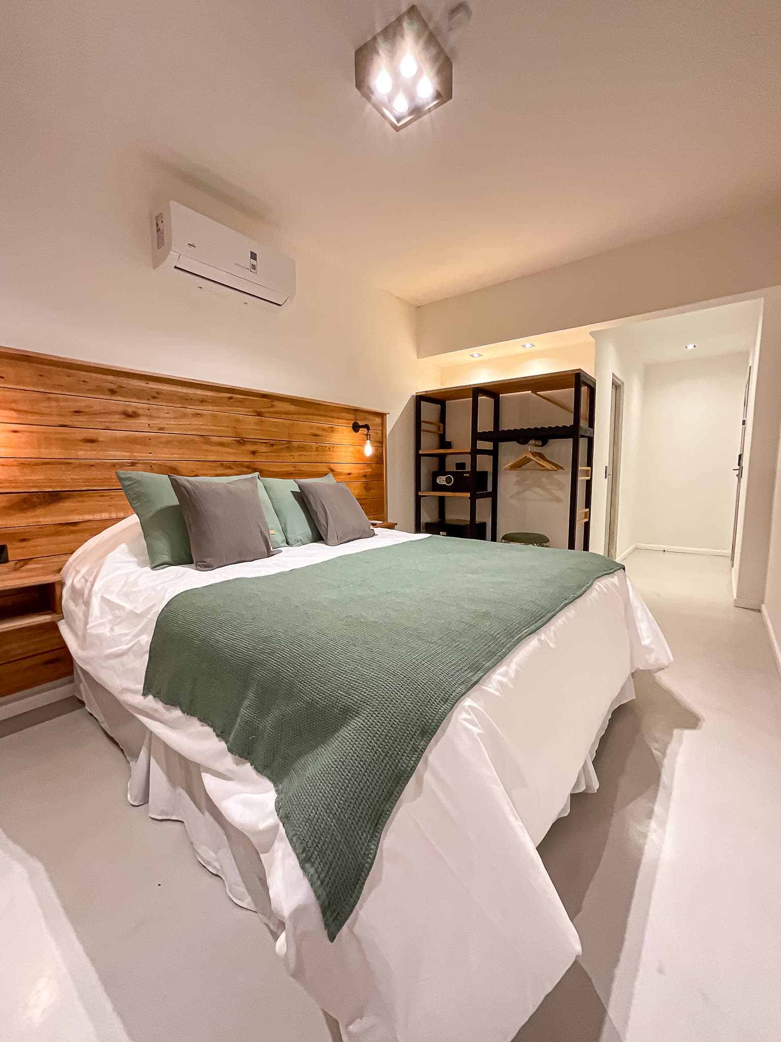 Parry Hotel