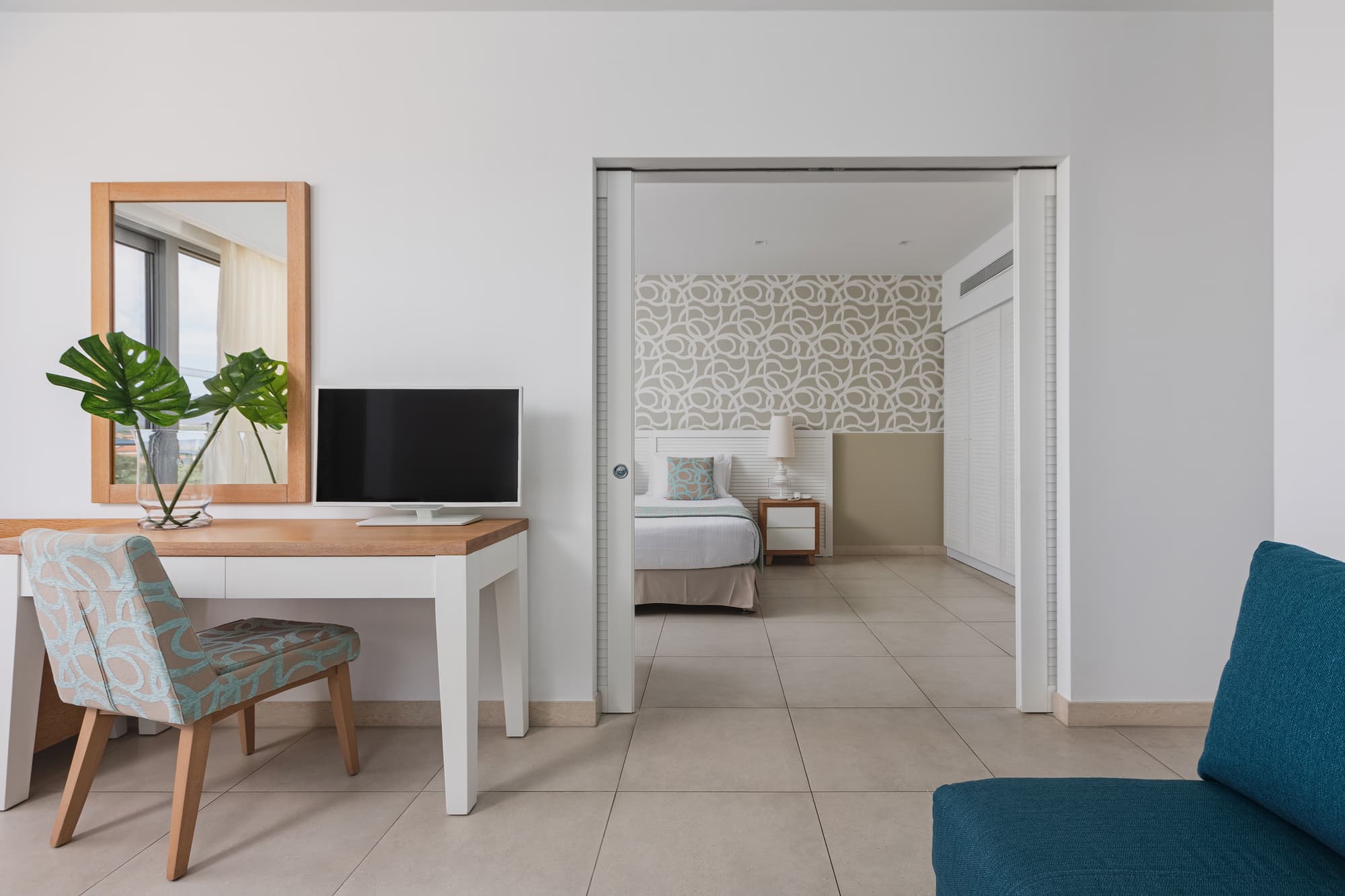 Blue Lagoon Queen, Room