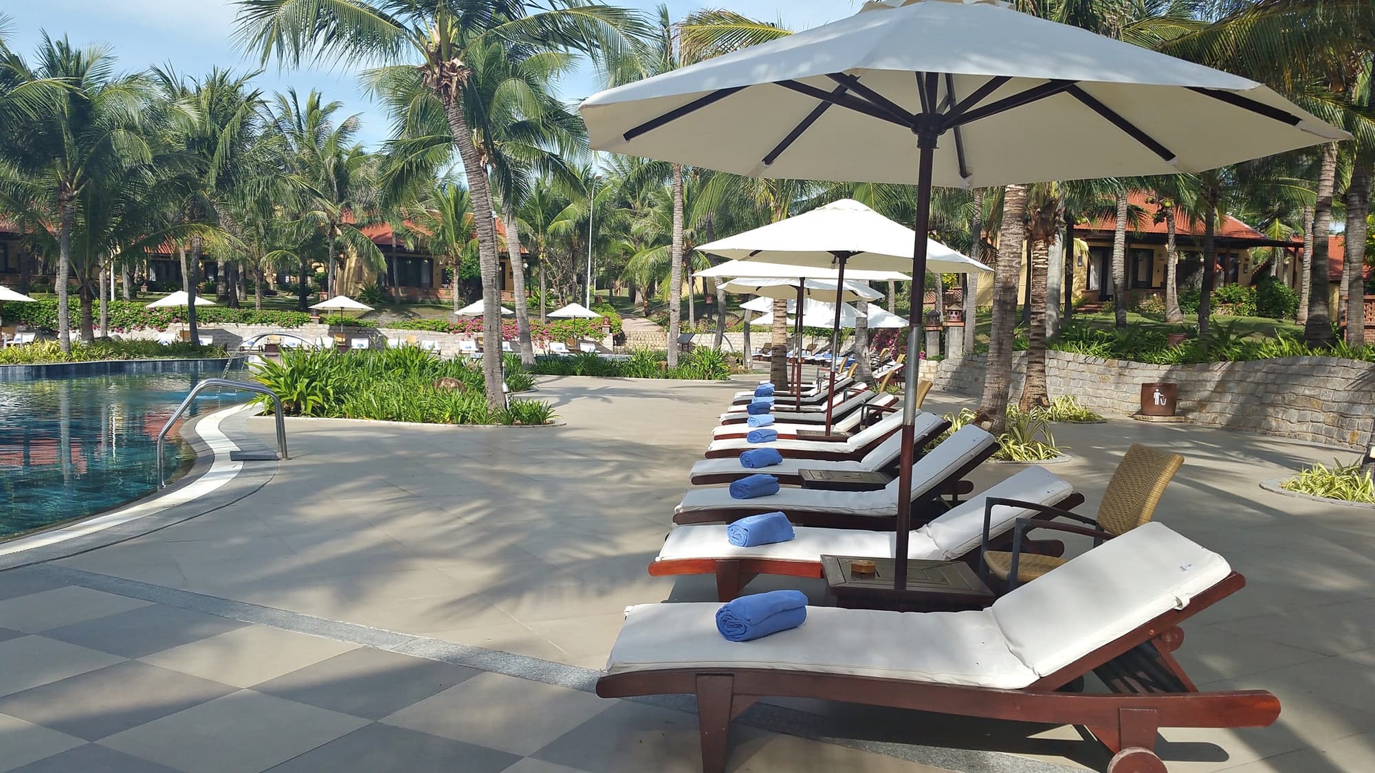 Pandanus Resort