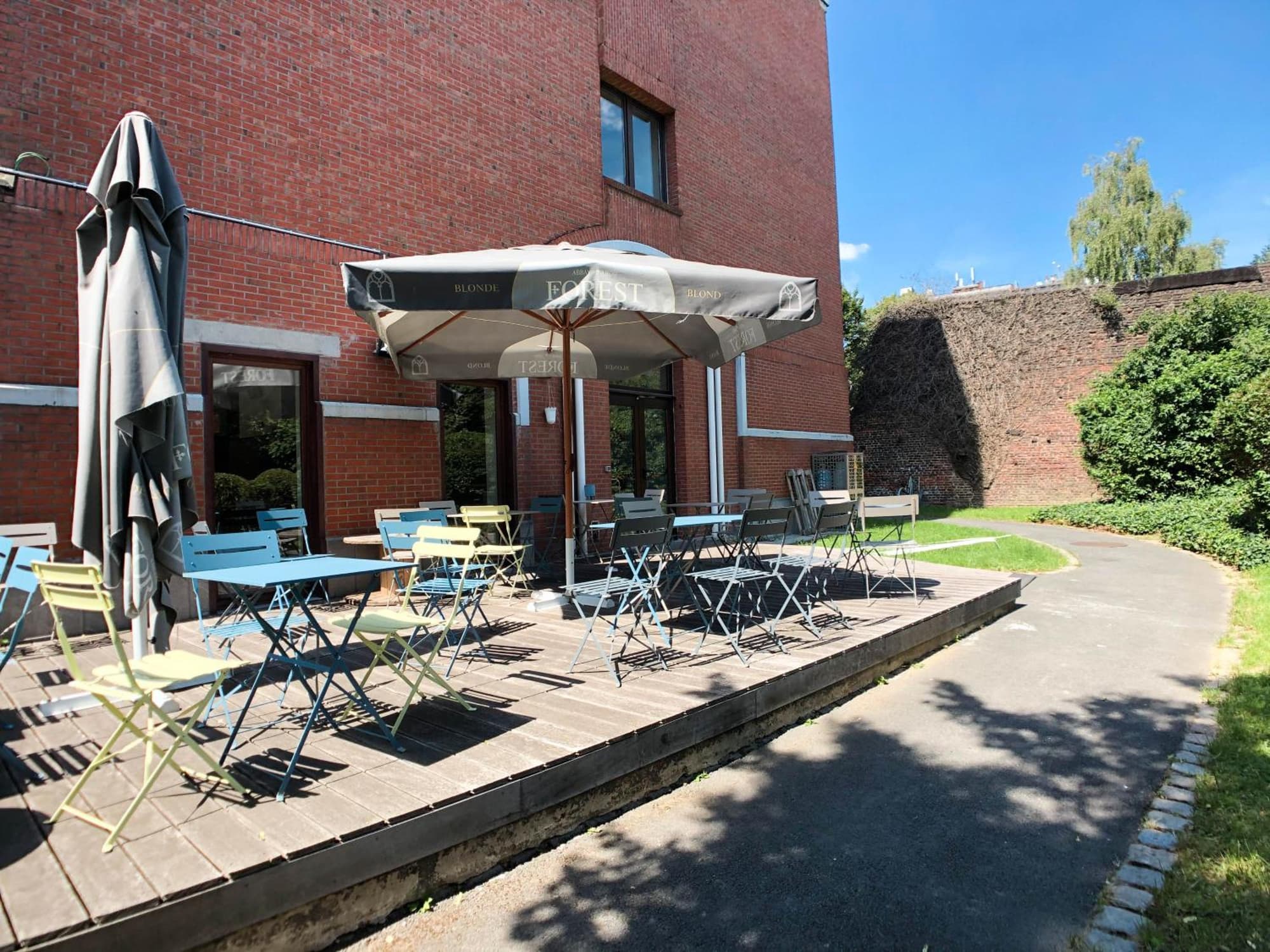Generation Europe Youth Hostel