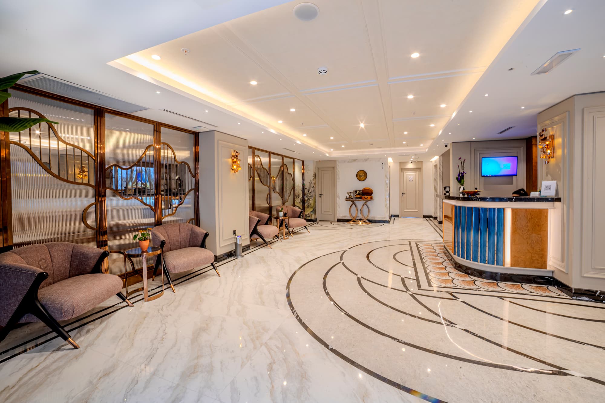 Grand Hilarium Hotel