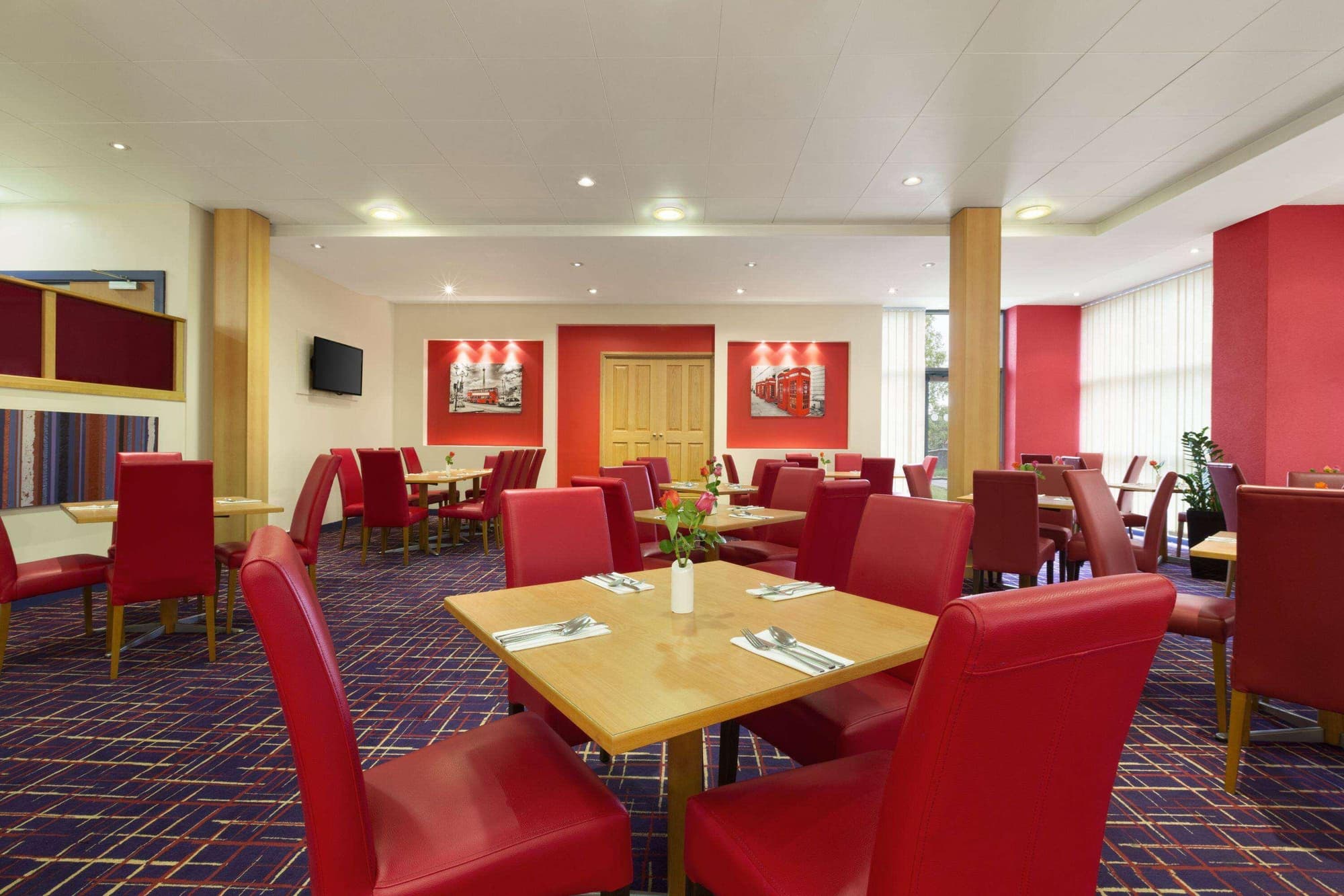 Ramada London North M1
