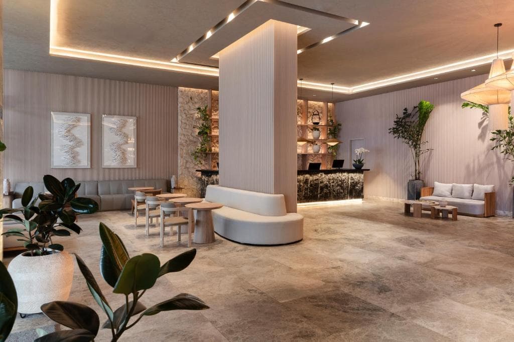 Oz Hotel Collection