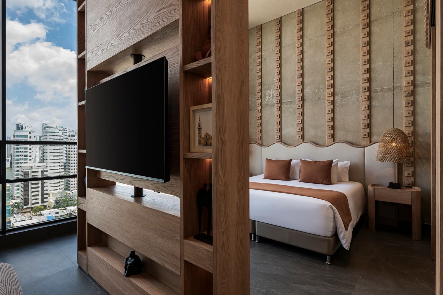 Oz Hotel Collection