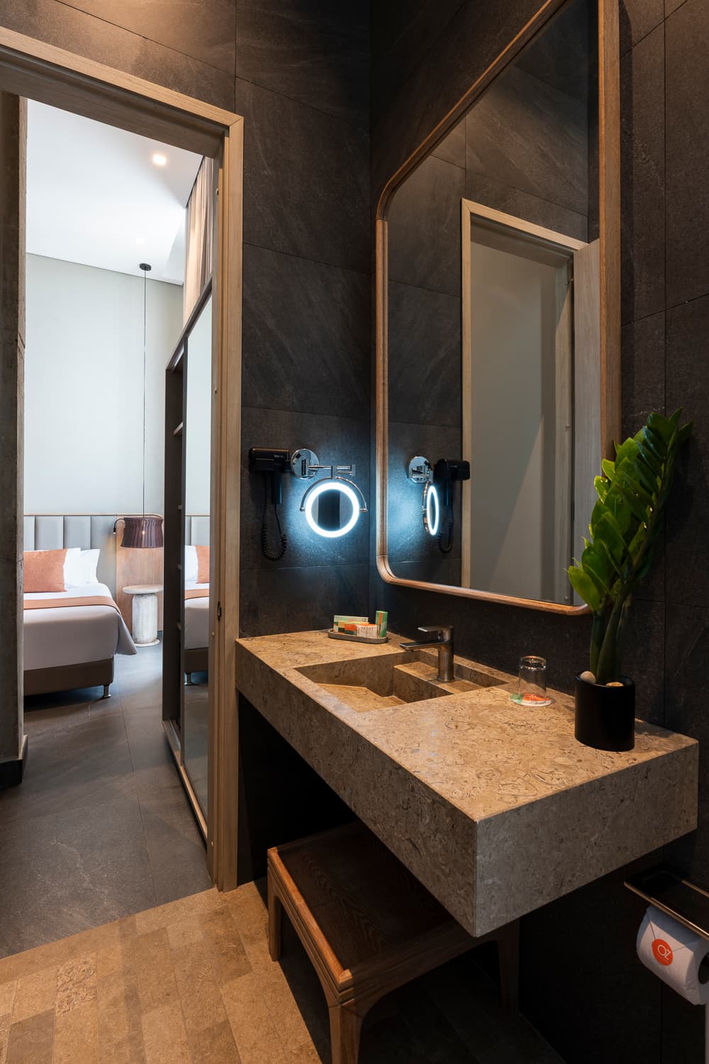 Oz Hotel Collection