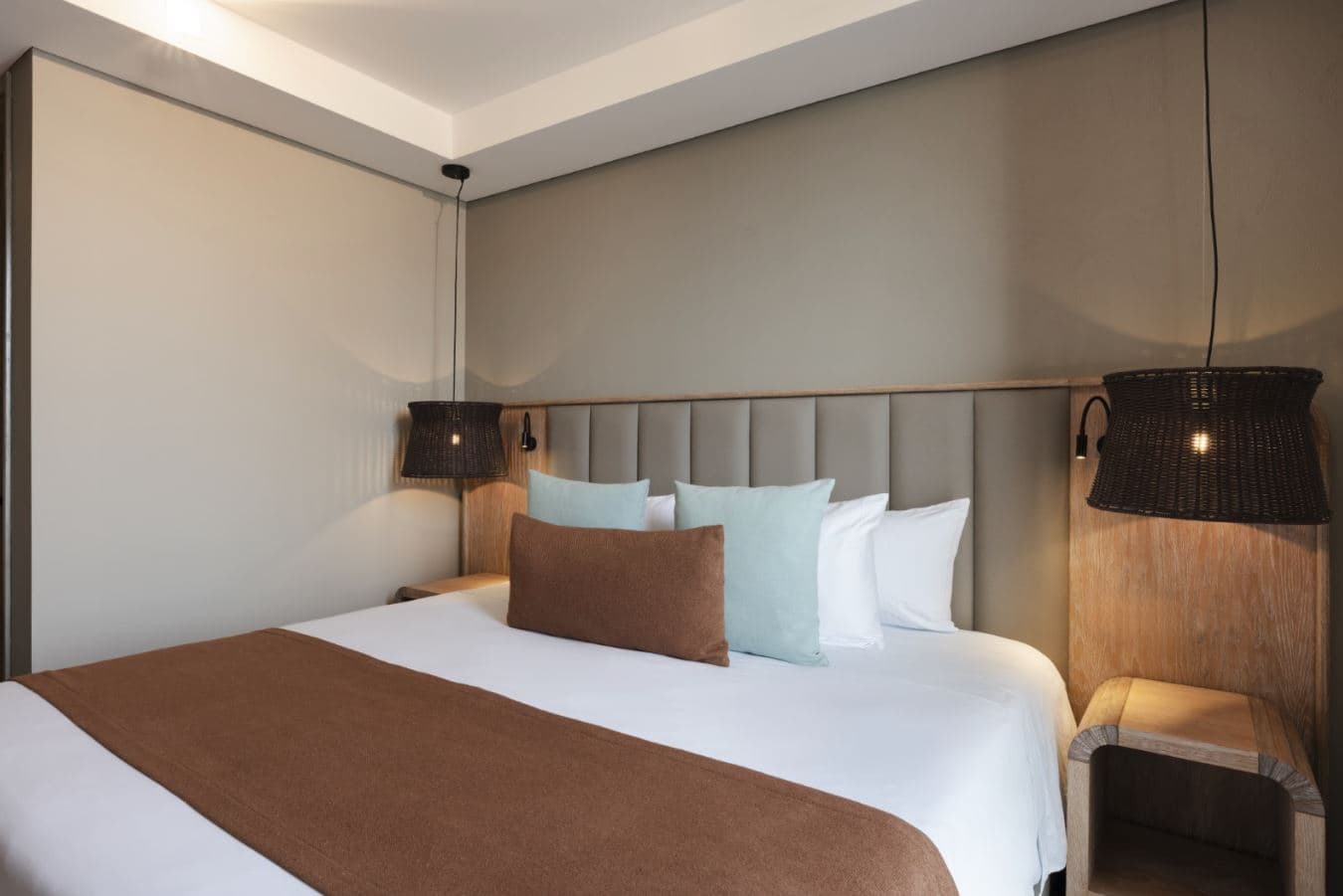 Oz Hotel Collection