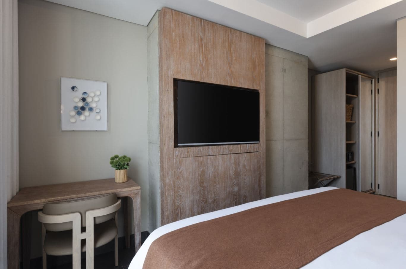 Oz Hotel Collection
