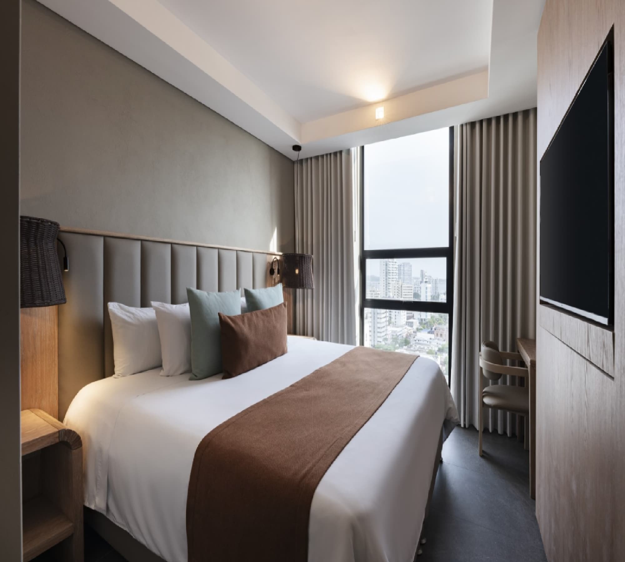 Oz Hotel Collection