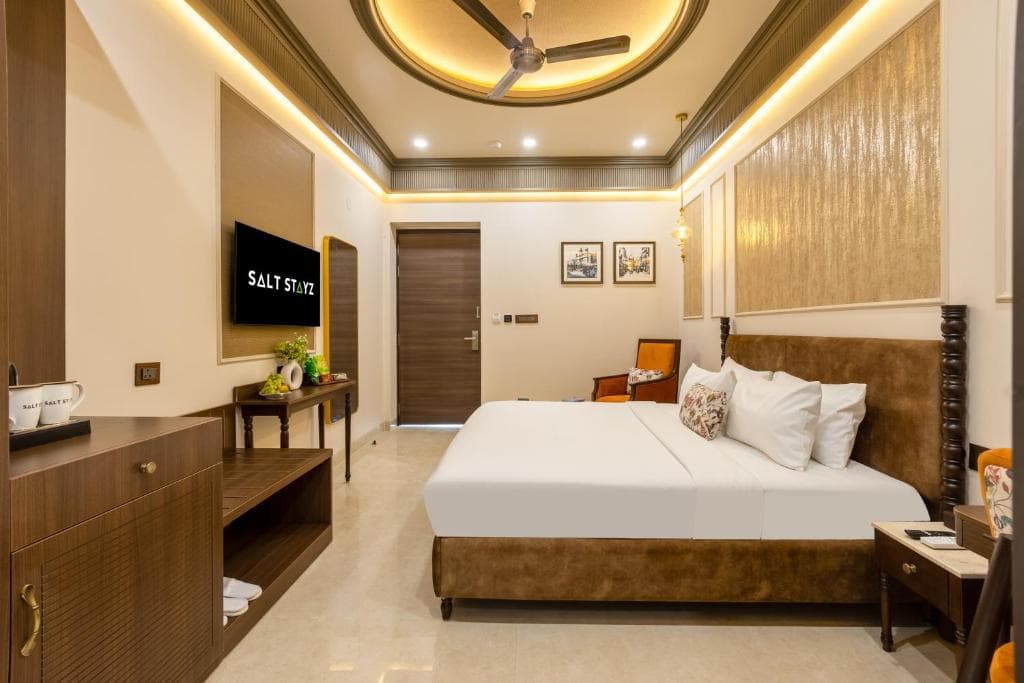 Saltstayz Autograph Connaught Place