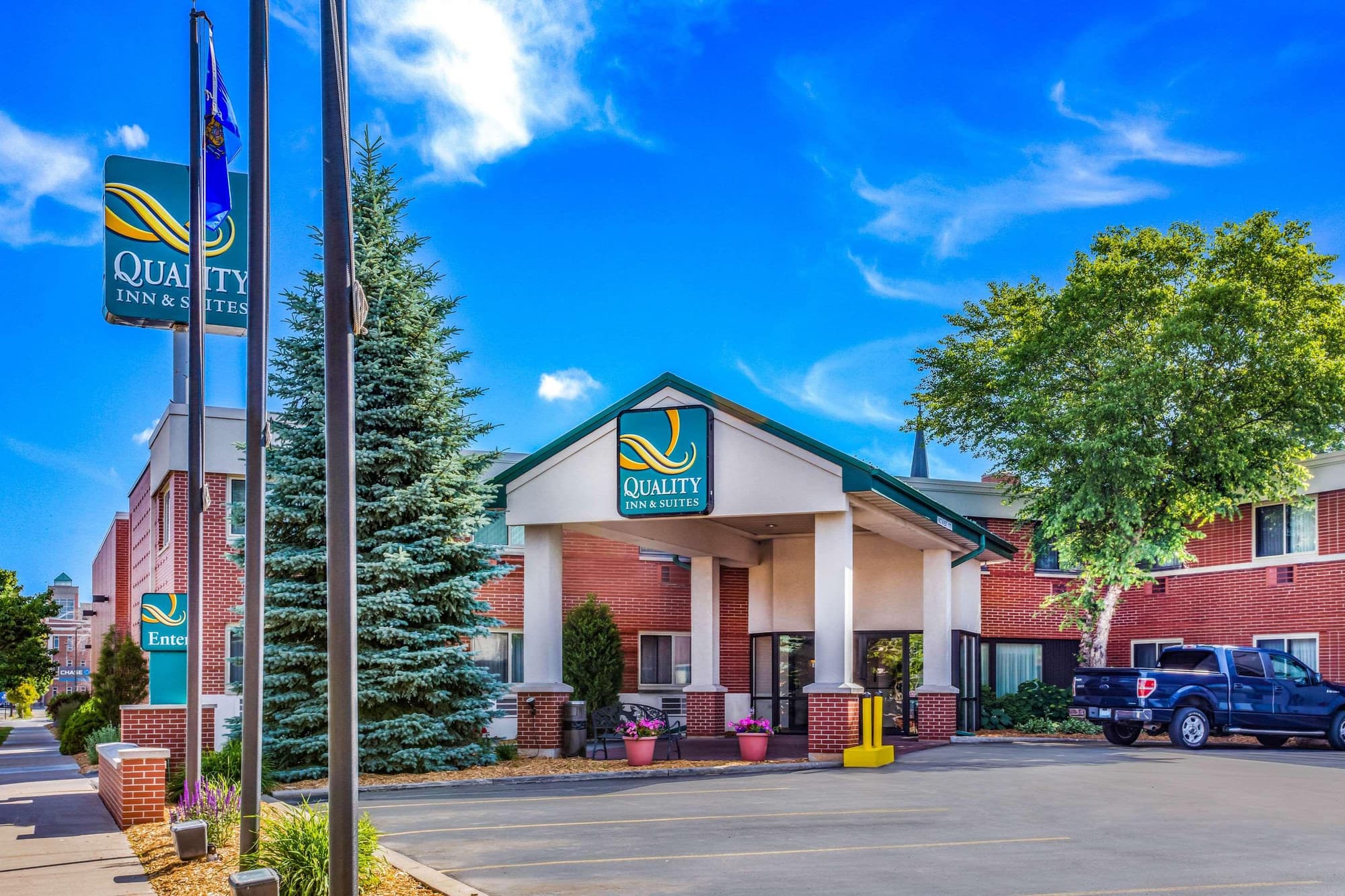 Quality Inn & Suites Green Bay Downtown