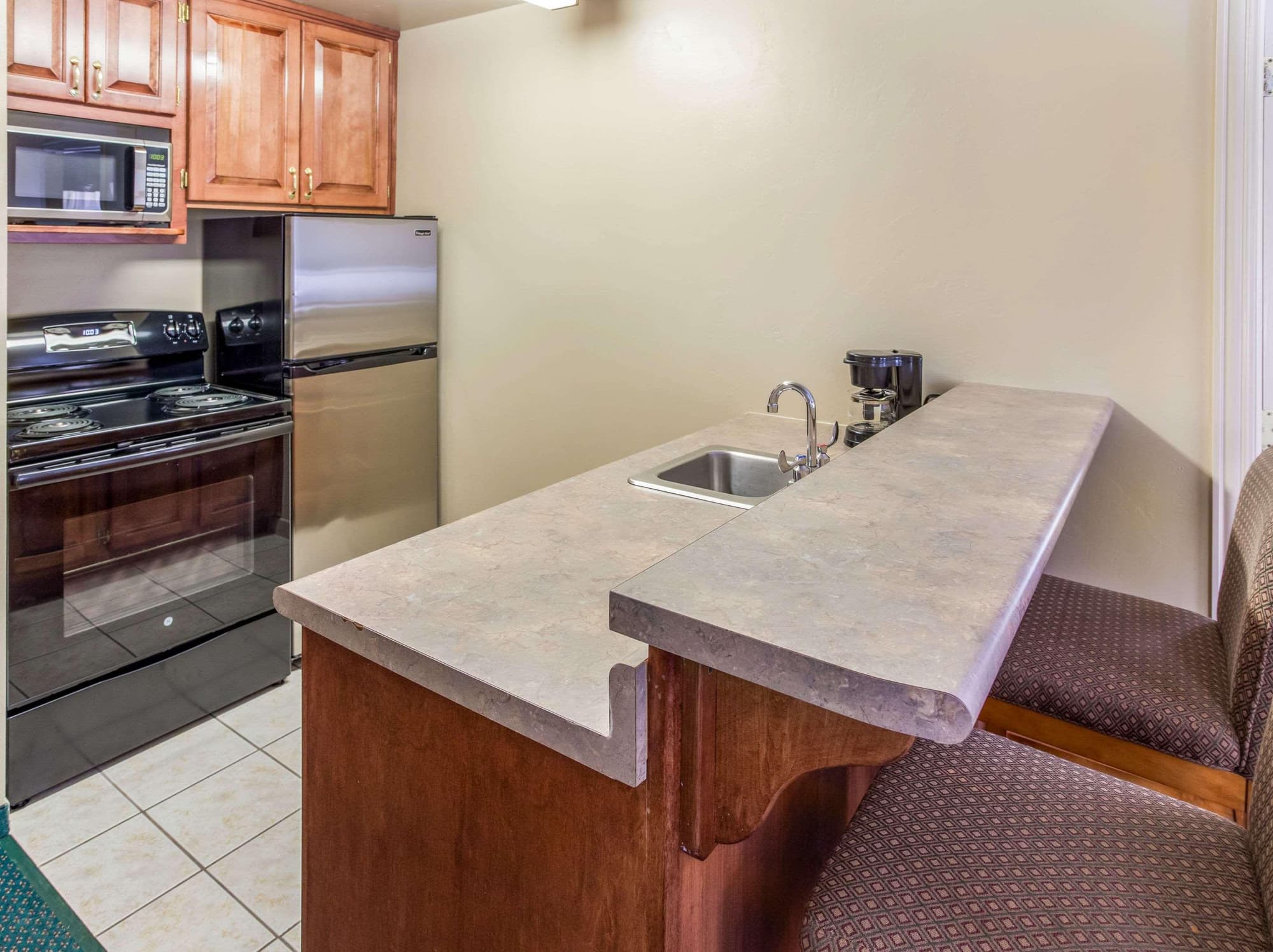 Quality Inn & Suites Green Bay Downtown