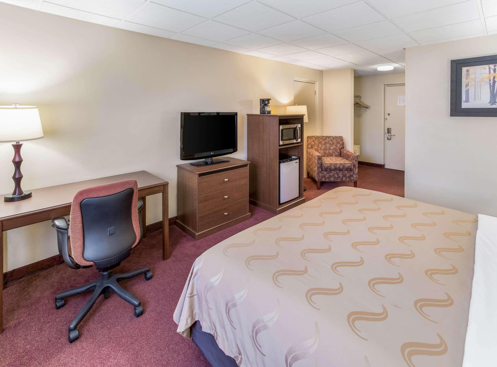 Quality Inn & Suites Green Bay Downtown