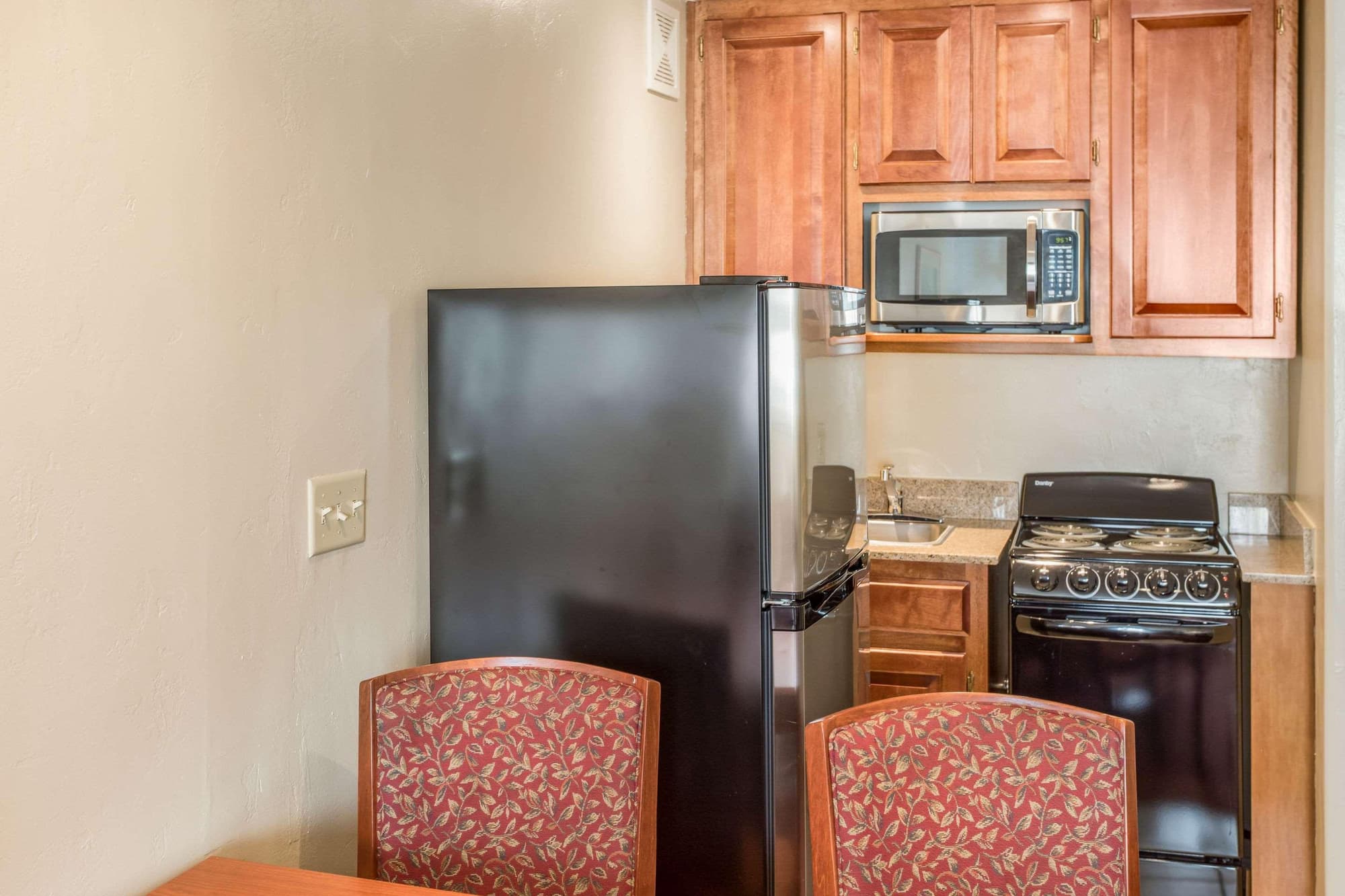 Quality Inn & Suites Green Bay Downtown