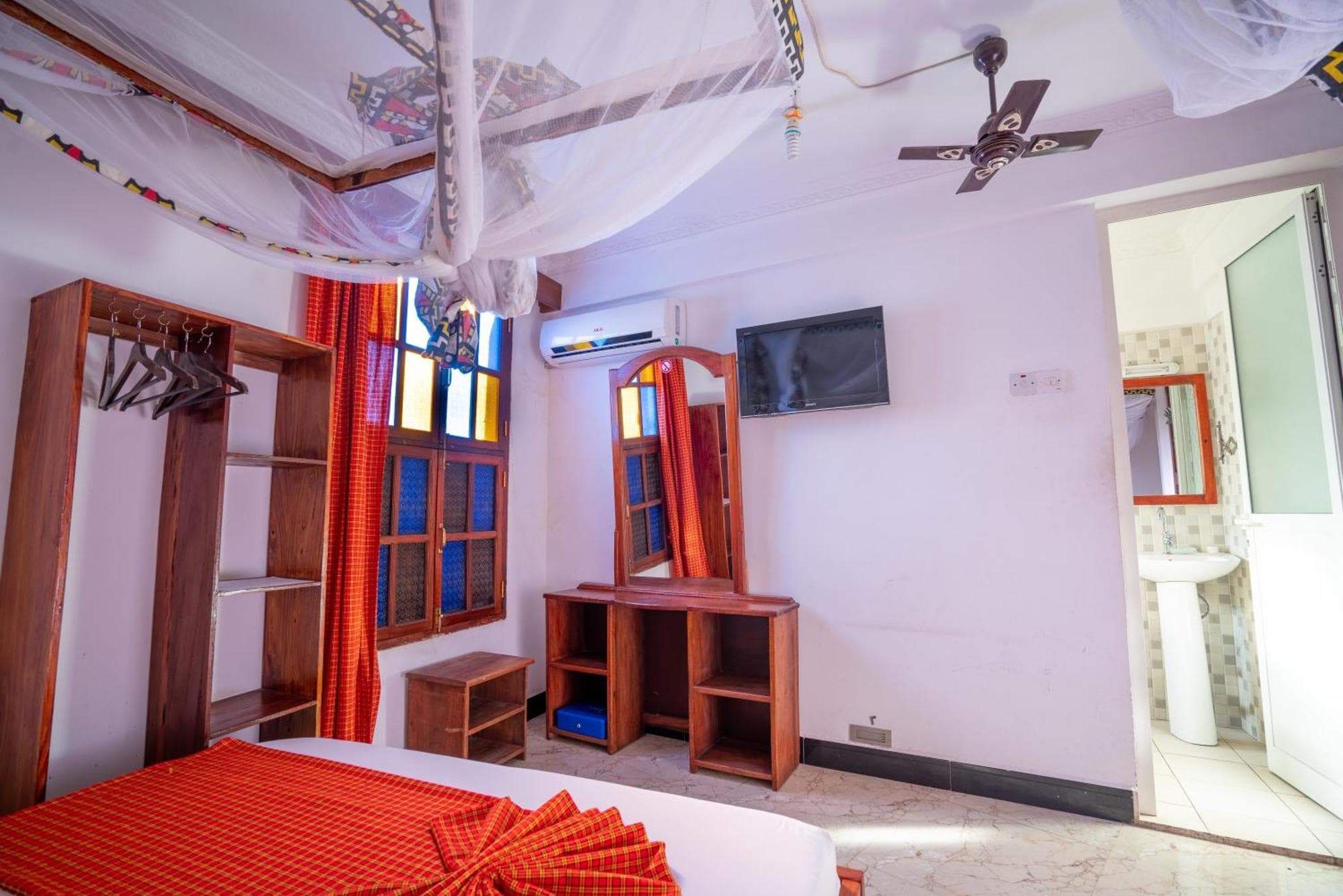 Stonetown View Hotel