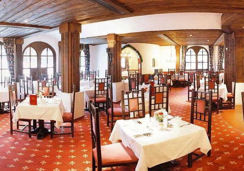MIRA Hotel Schloss Rosenegg