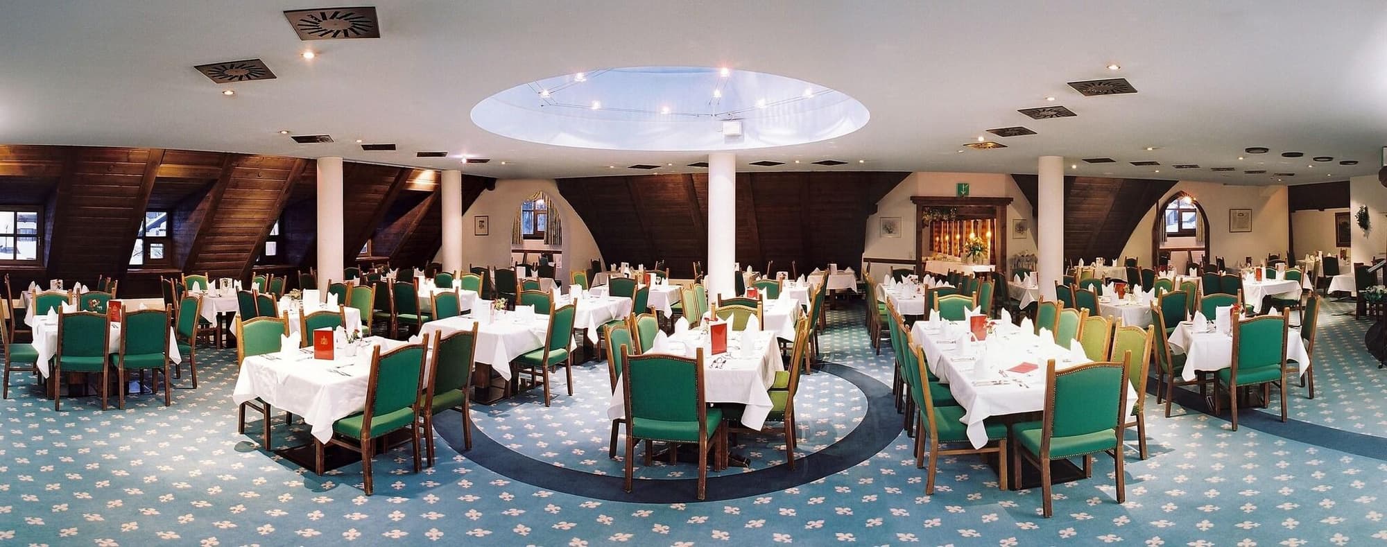 MIRA Hotel Schloss Rosenegg