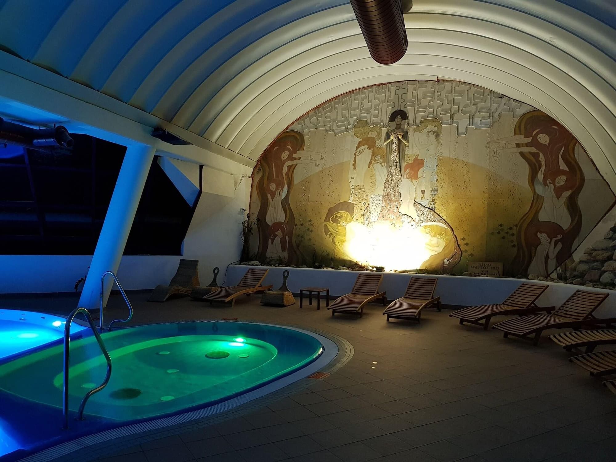 MIRA Hotel Schloss Rosenegg