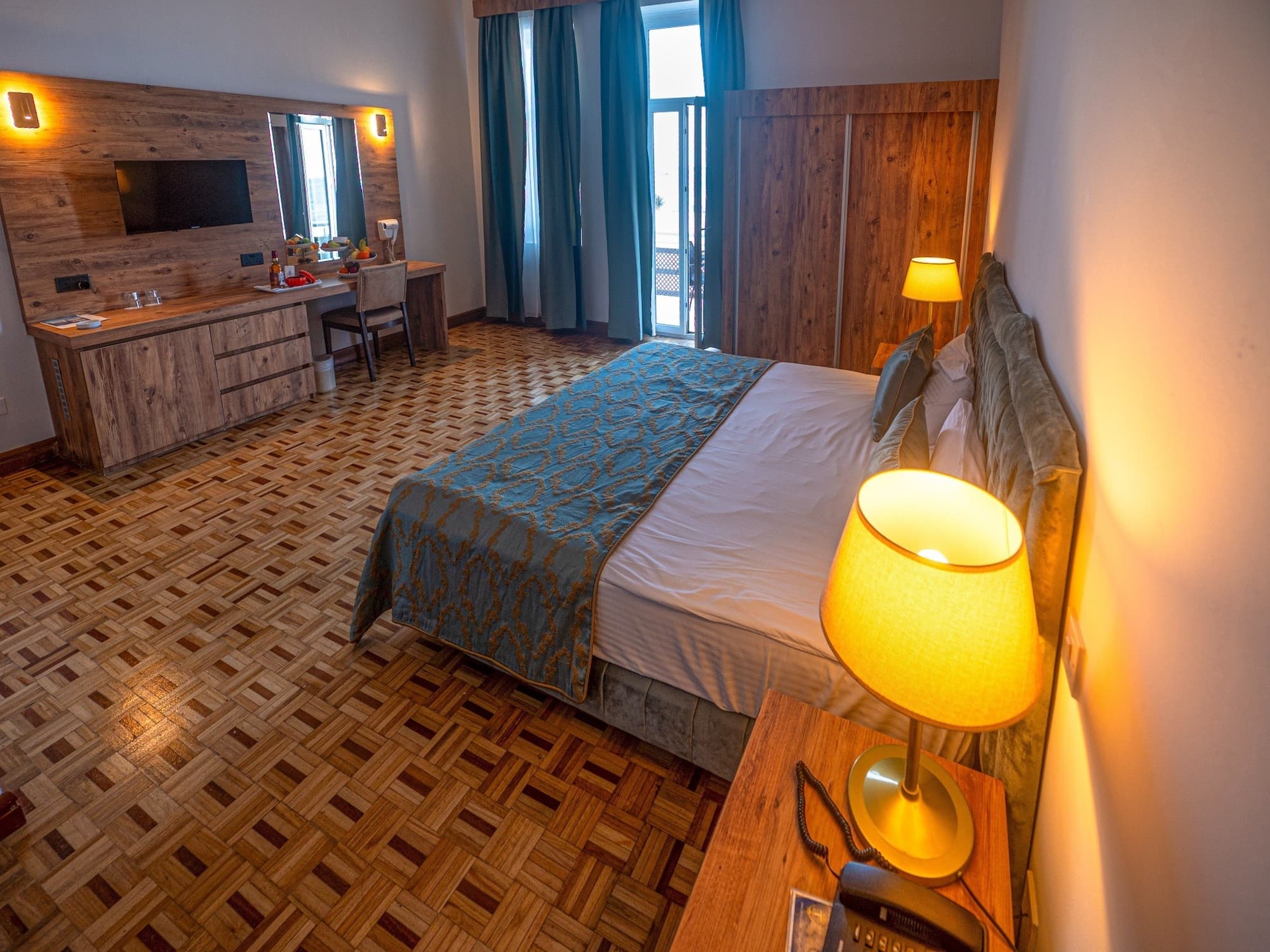 Dome Hotel