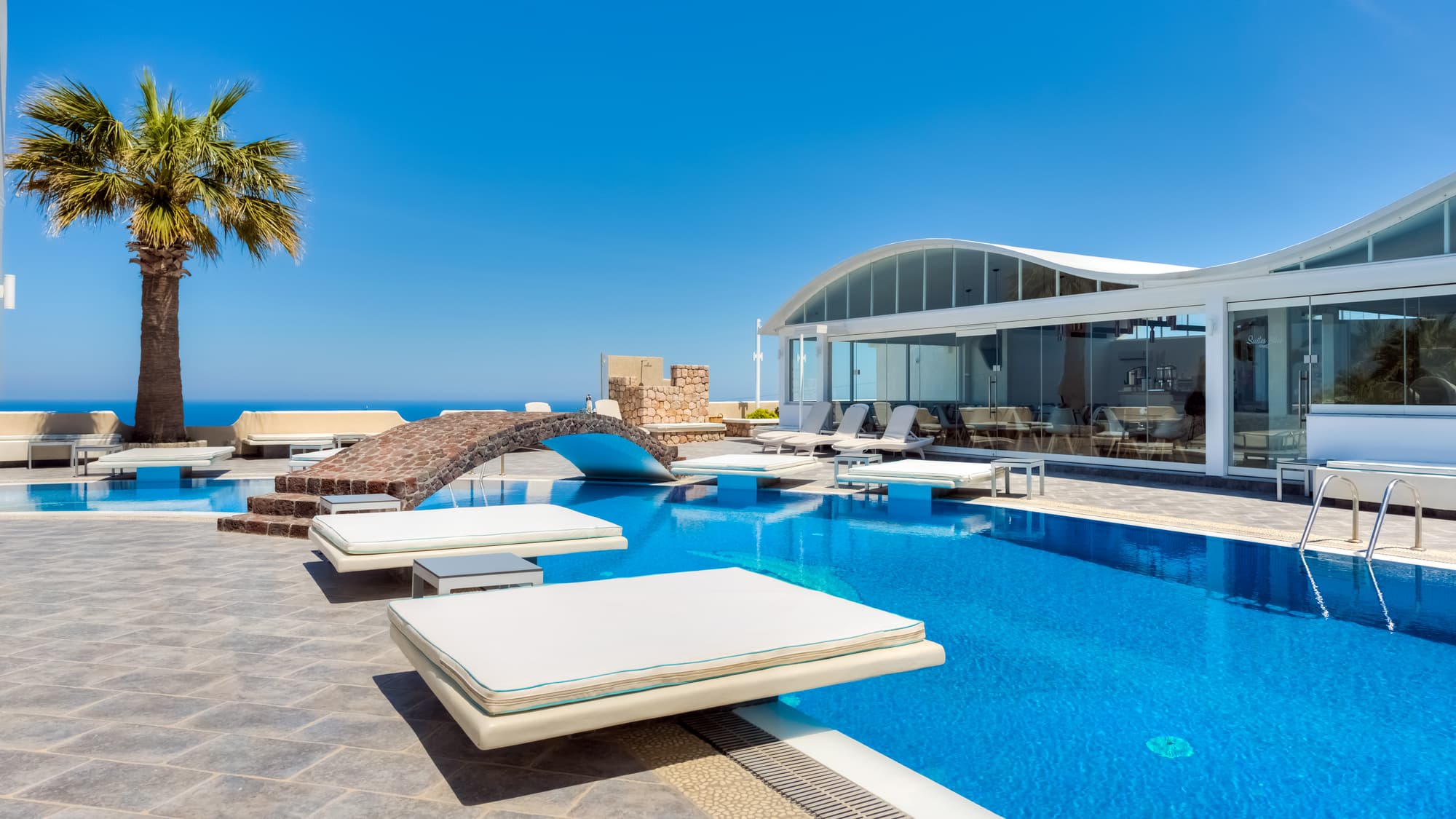 Suites Blue Hotel and Spa