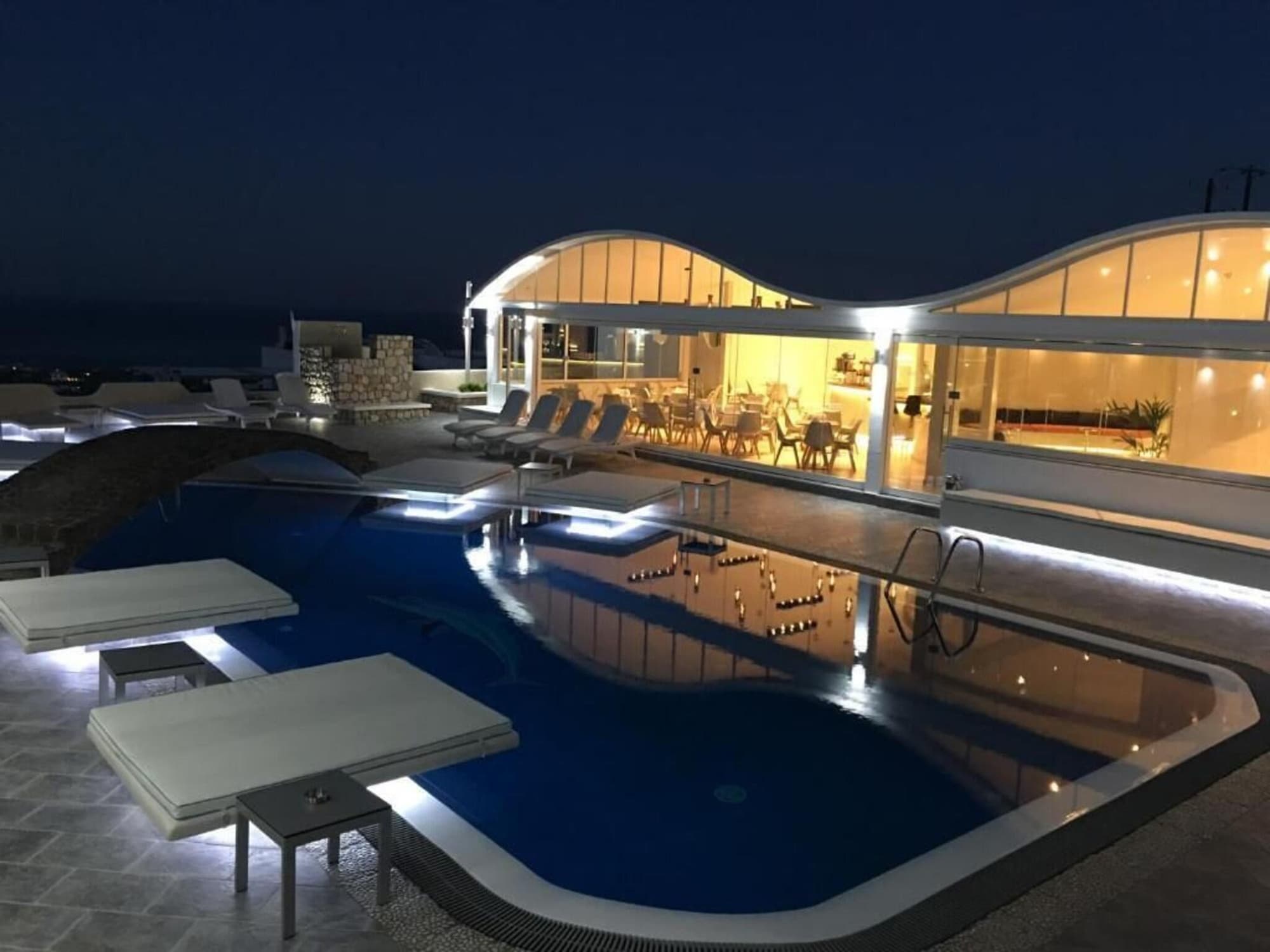 Suites Blue Hotel and Spa