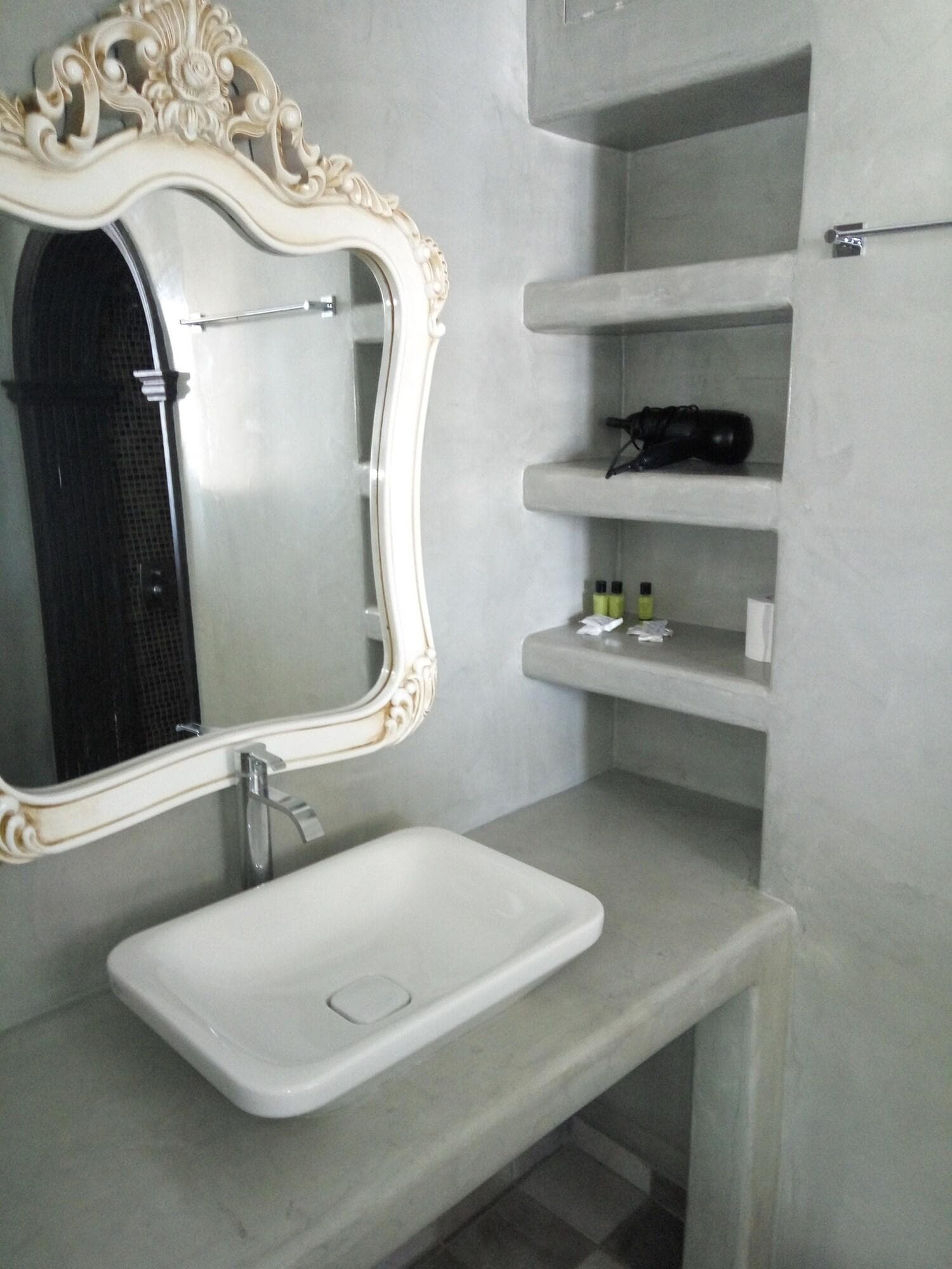 Suites Blue Hotel and Spa
