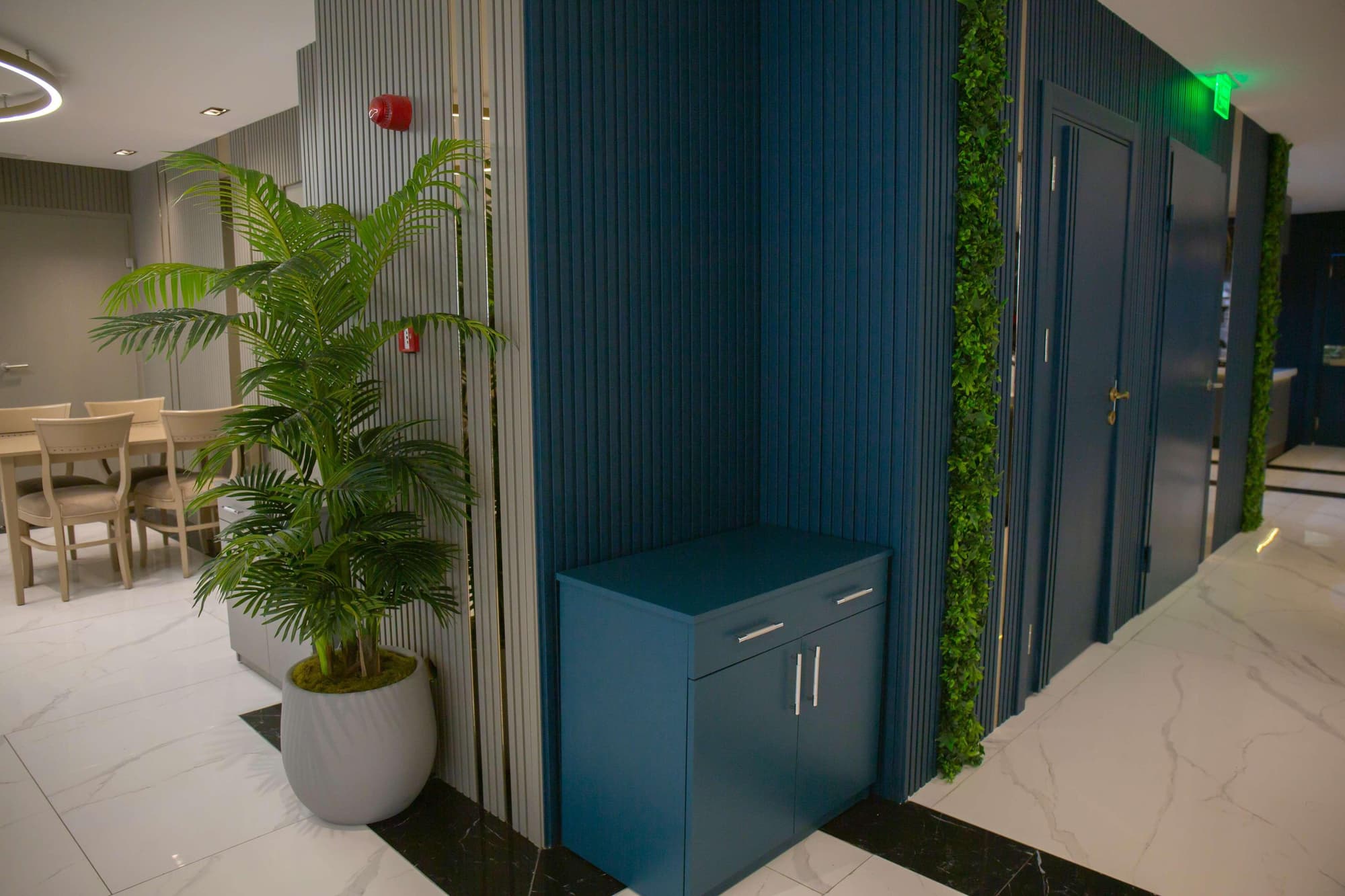 Revia Square Hotel