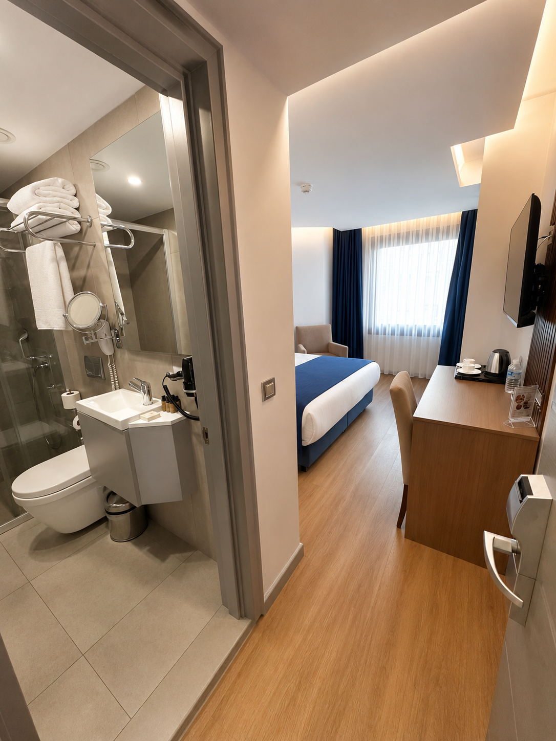 Revia Square Hotel