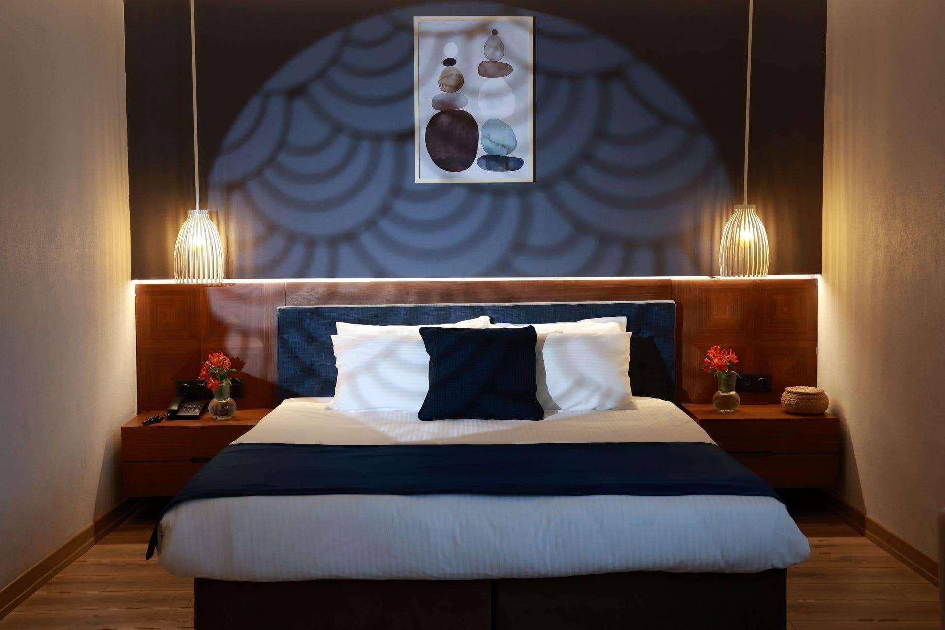 Revia Square Hotel