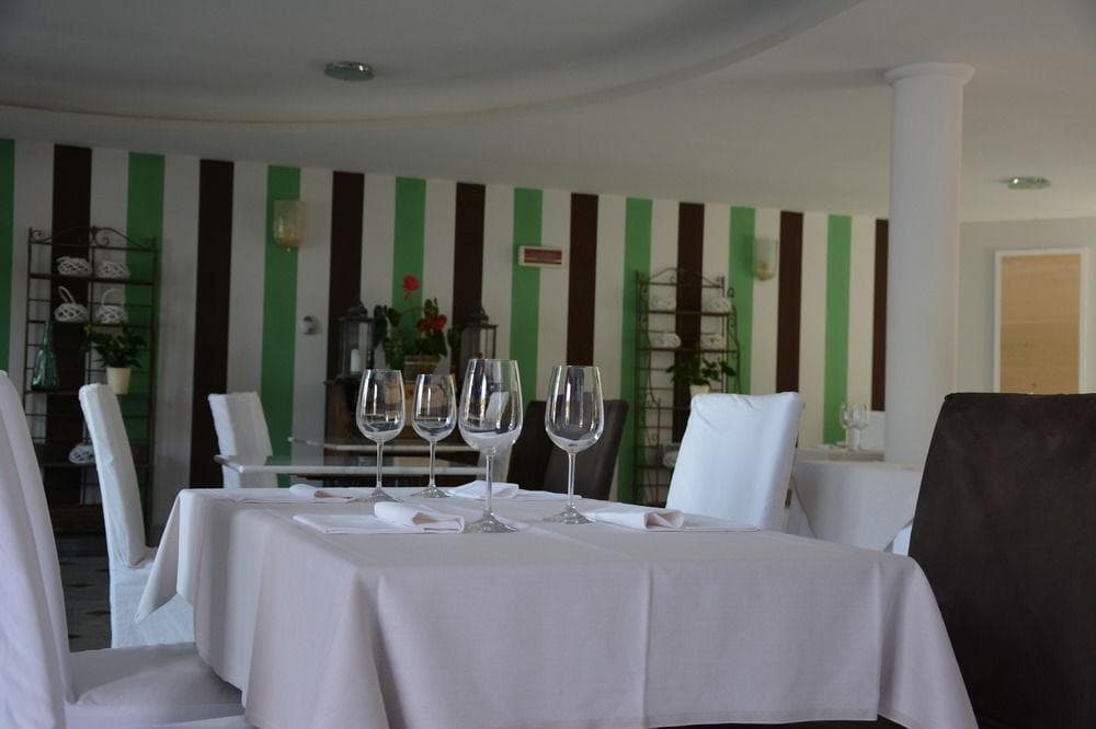 Villa Maria au Lac, General view