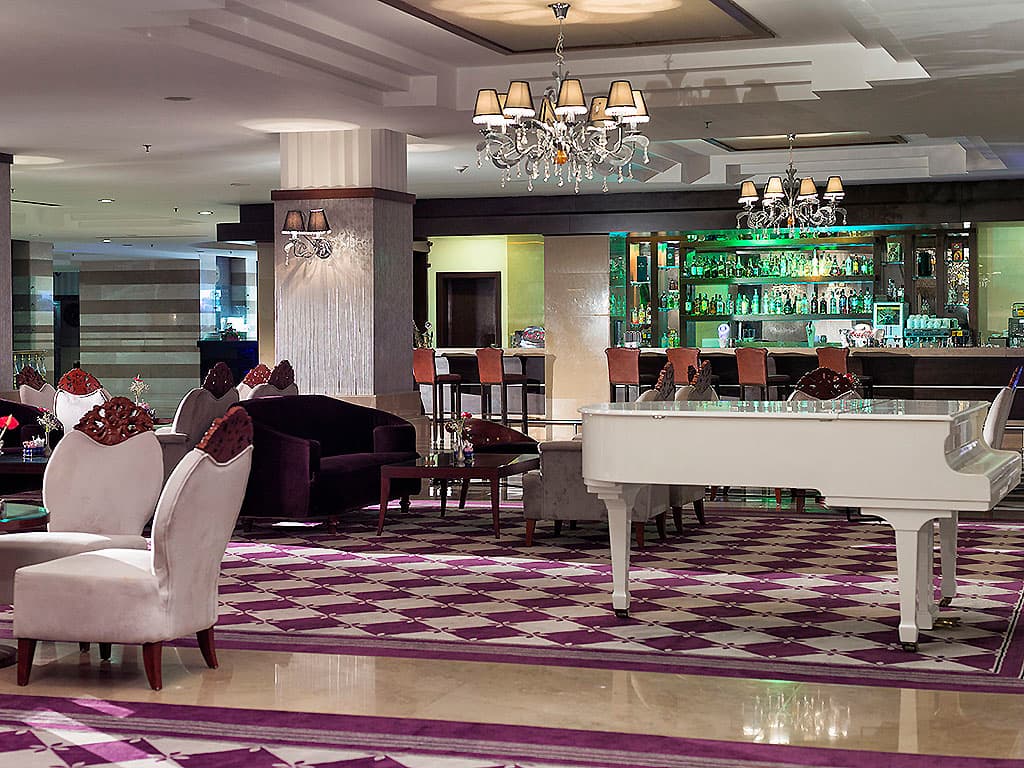 Dobedan Exclusive Hotel and Spa Ex Alva Donna, Bar