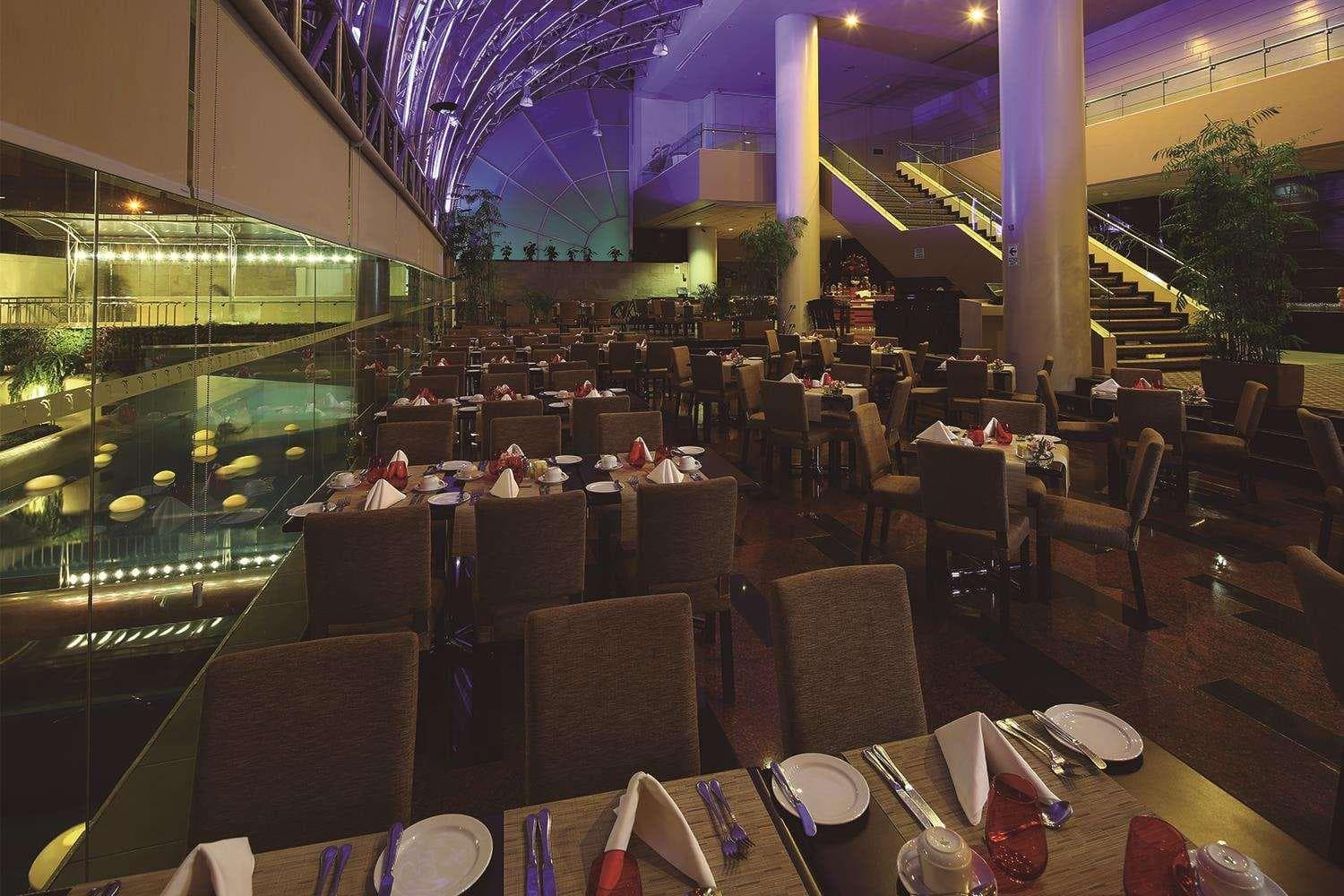 Delfines Hotel & Convention Center