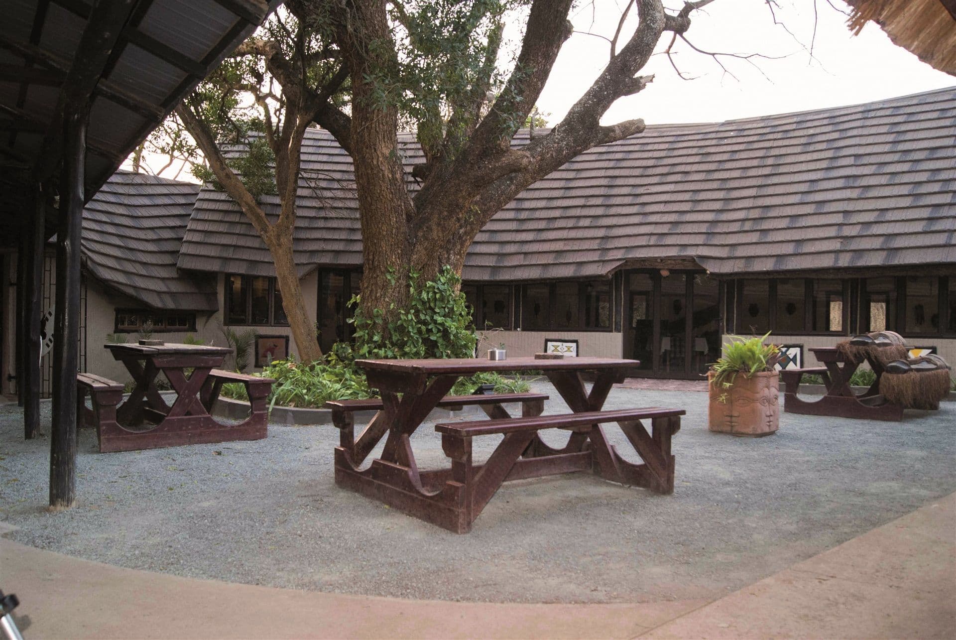 Gooderson DumaZulu Lodge