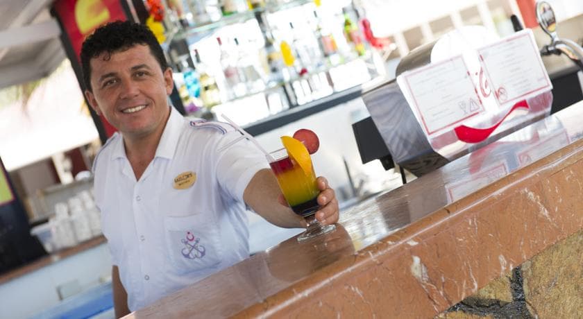 Sailor's Beach Club
