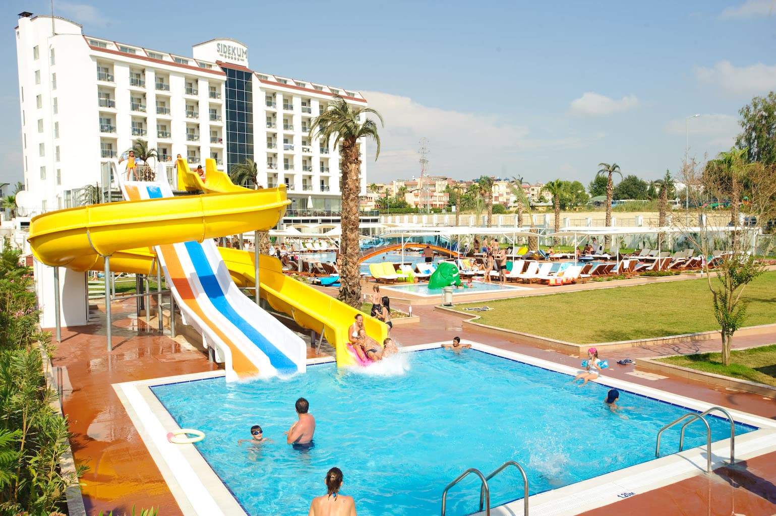 Sidekum Hotel