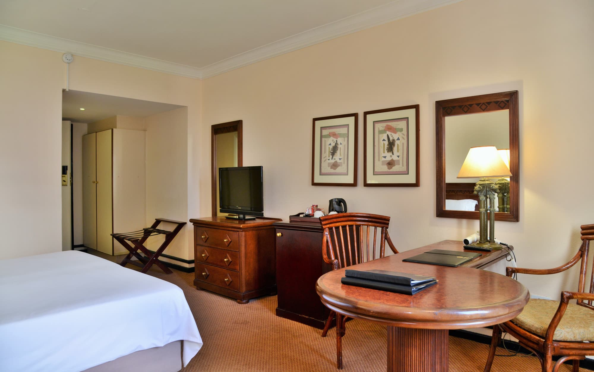 Capetonian Hotel