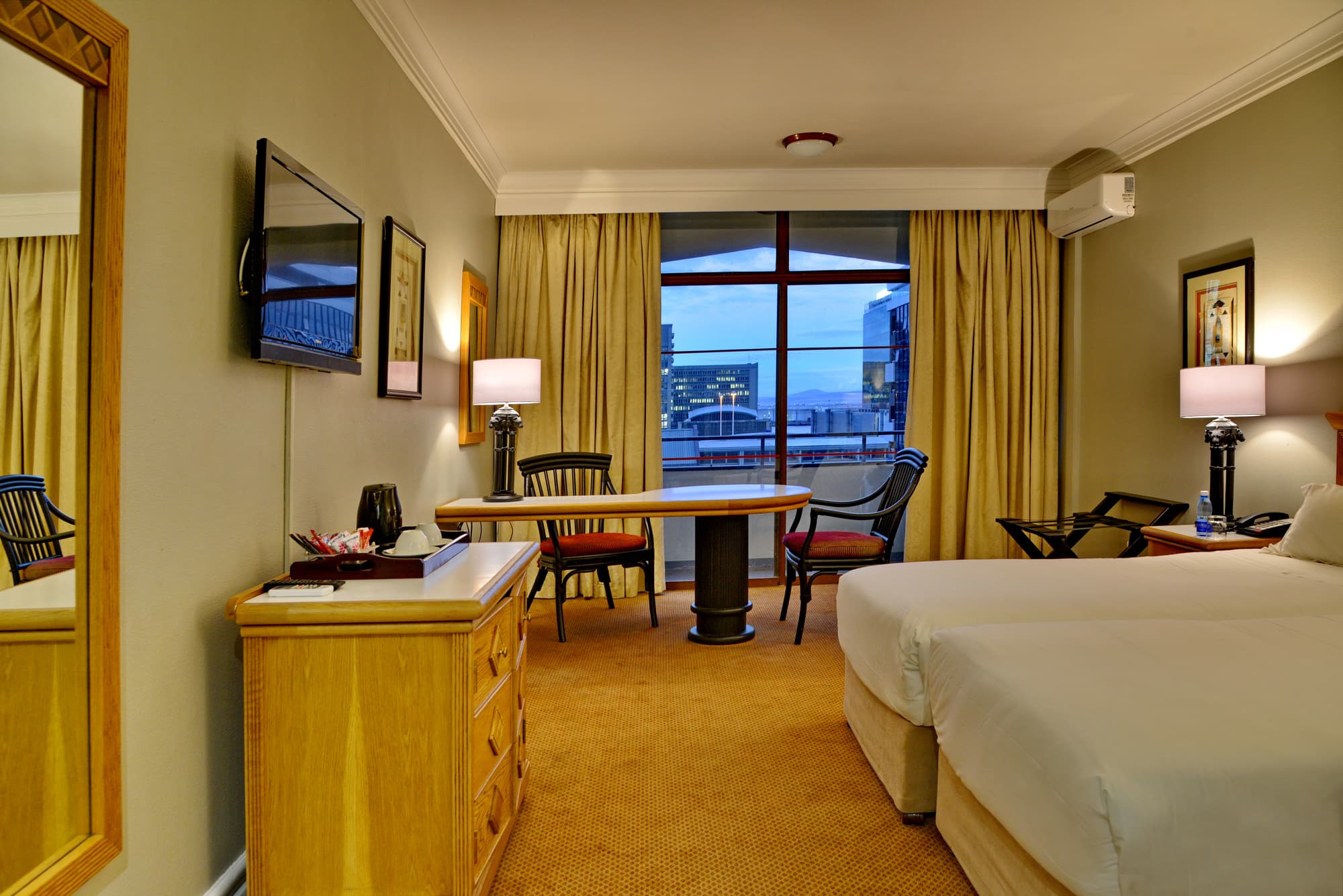Capetonian Hotel