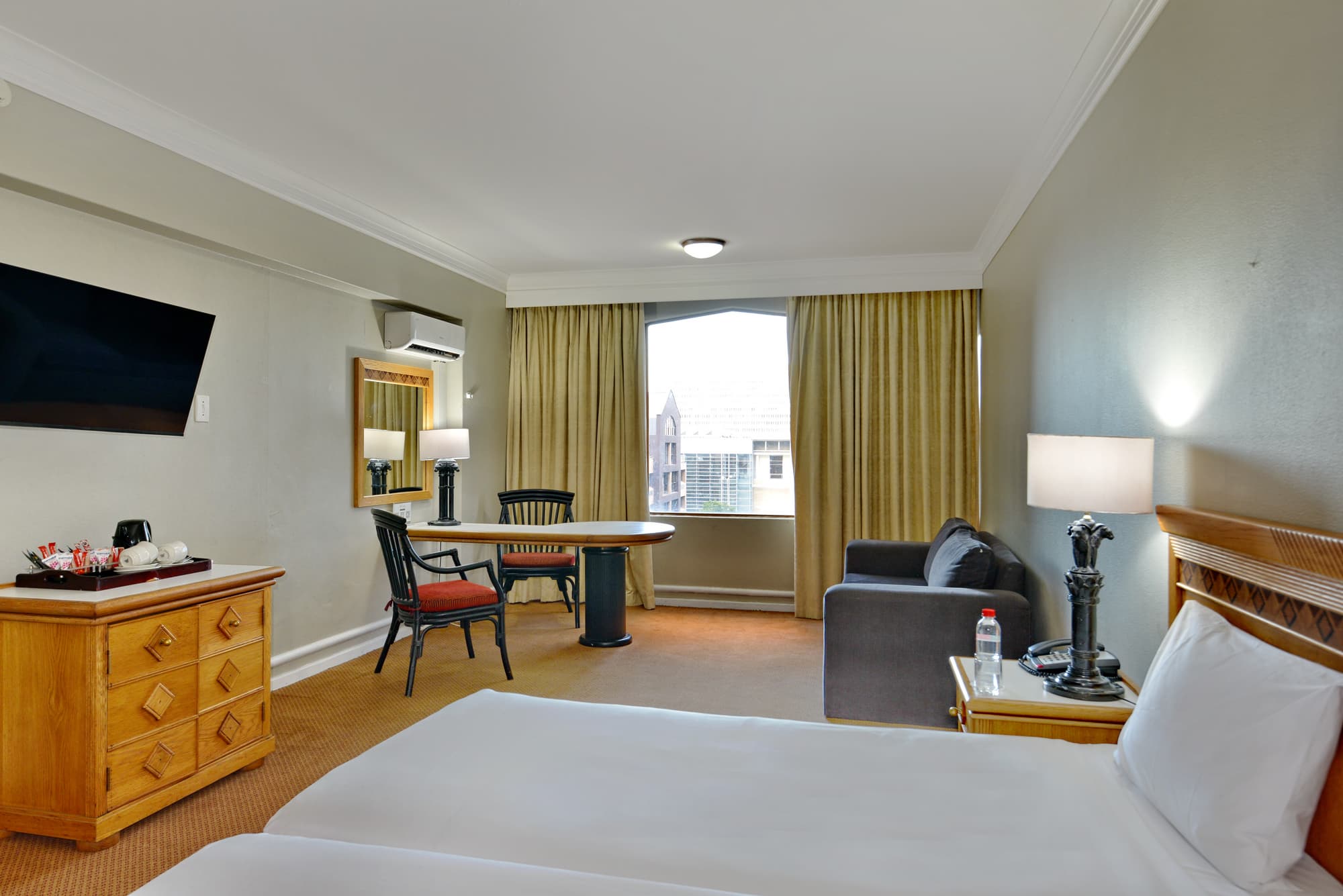 Capetonian Hotel