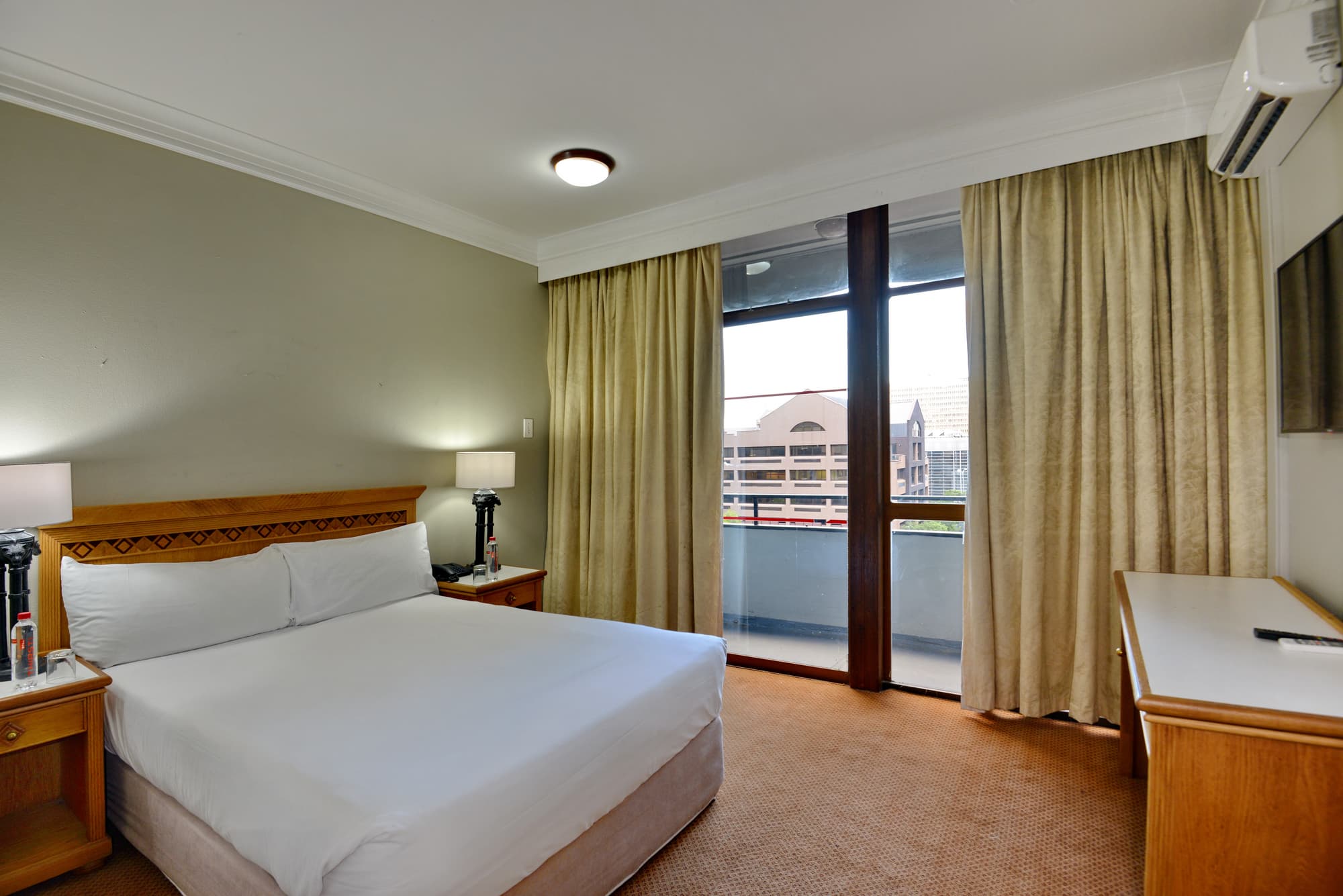 Capetonian Hotel