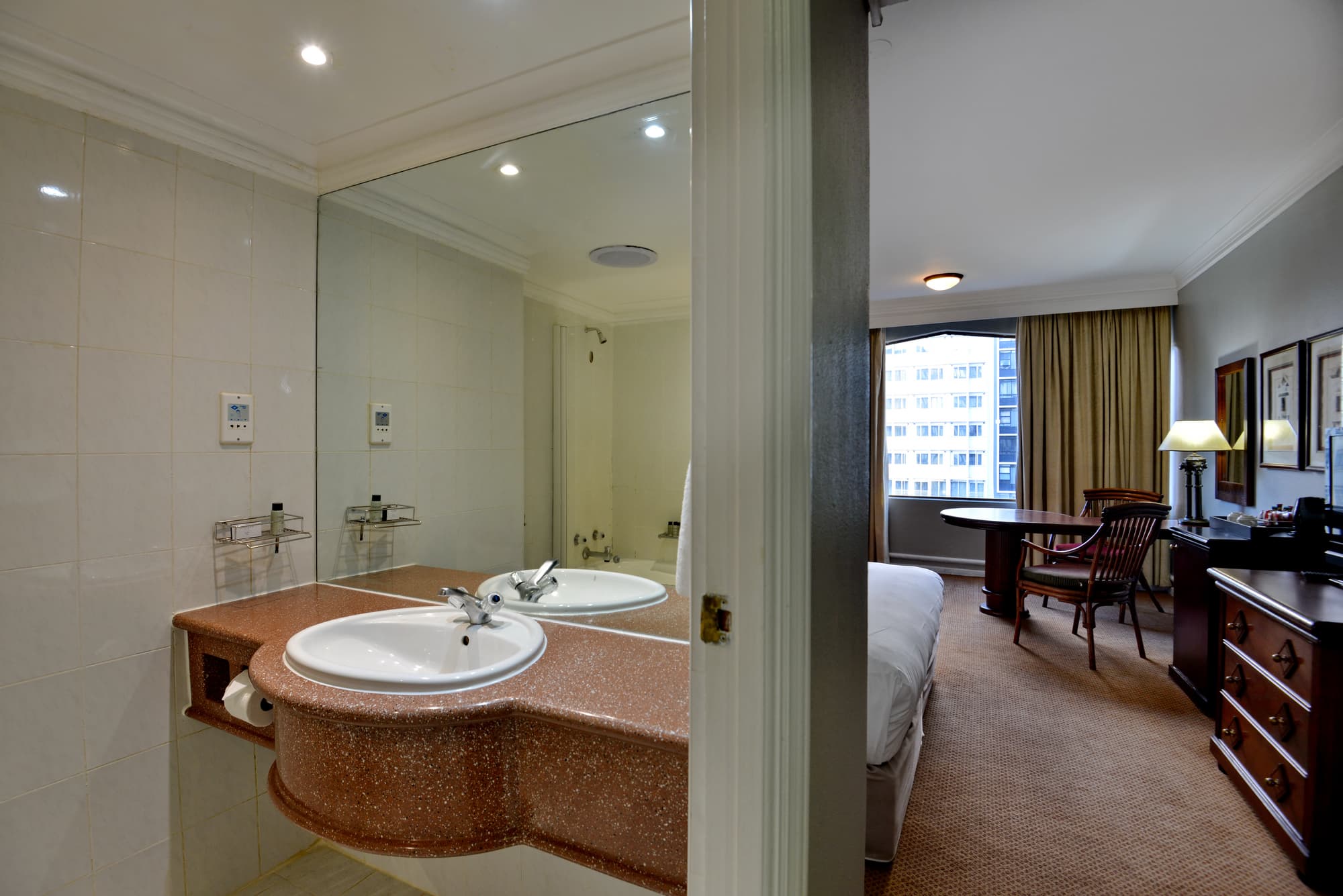 Capetonian Hotel