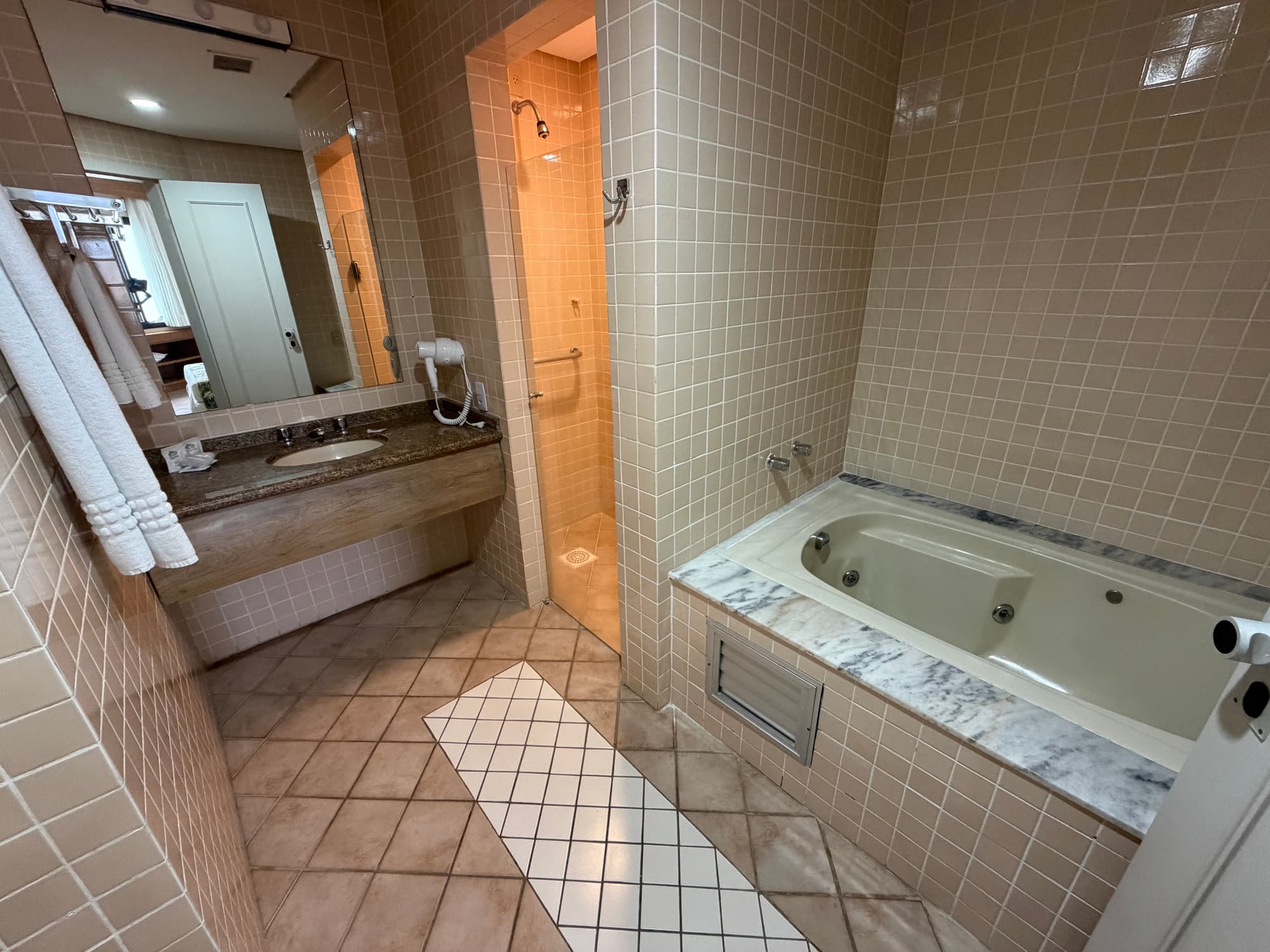 Ingleses Praia Hotel