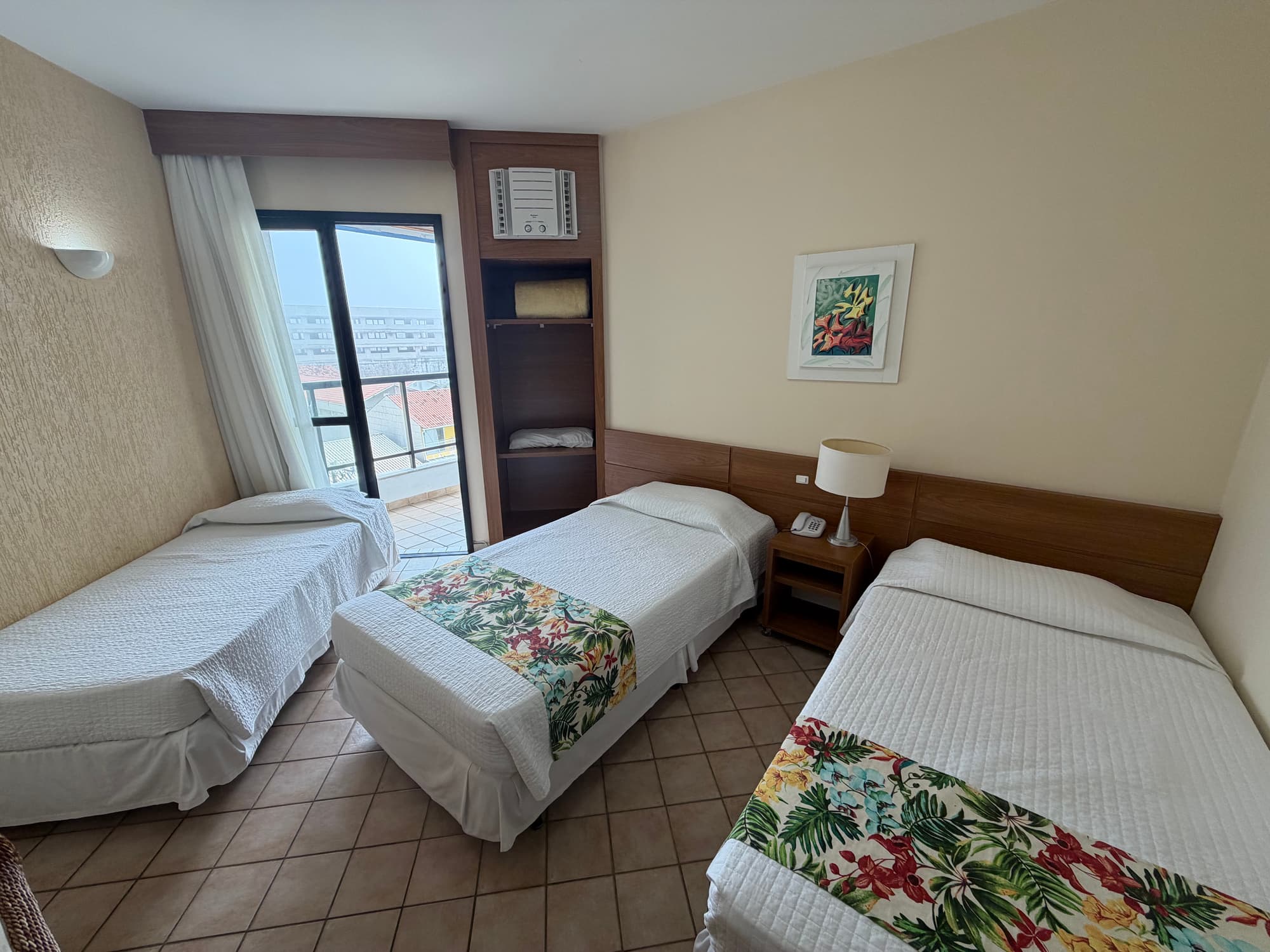 Ingleses Praia Hotel