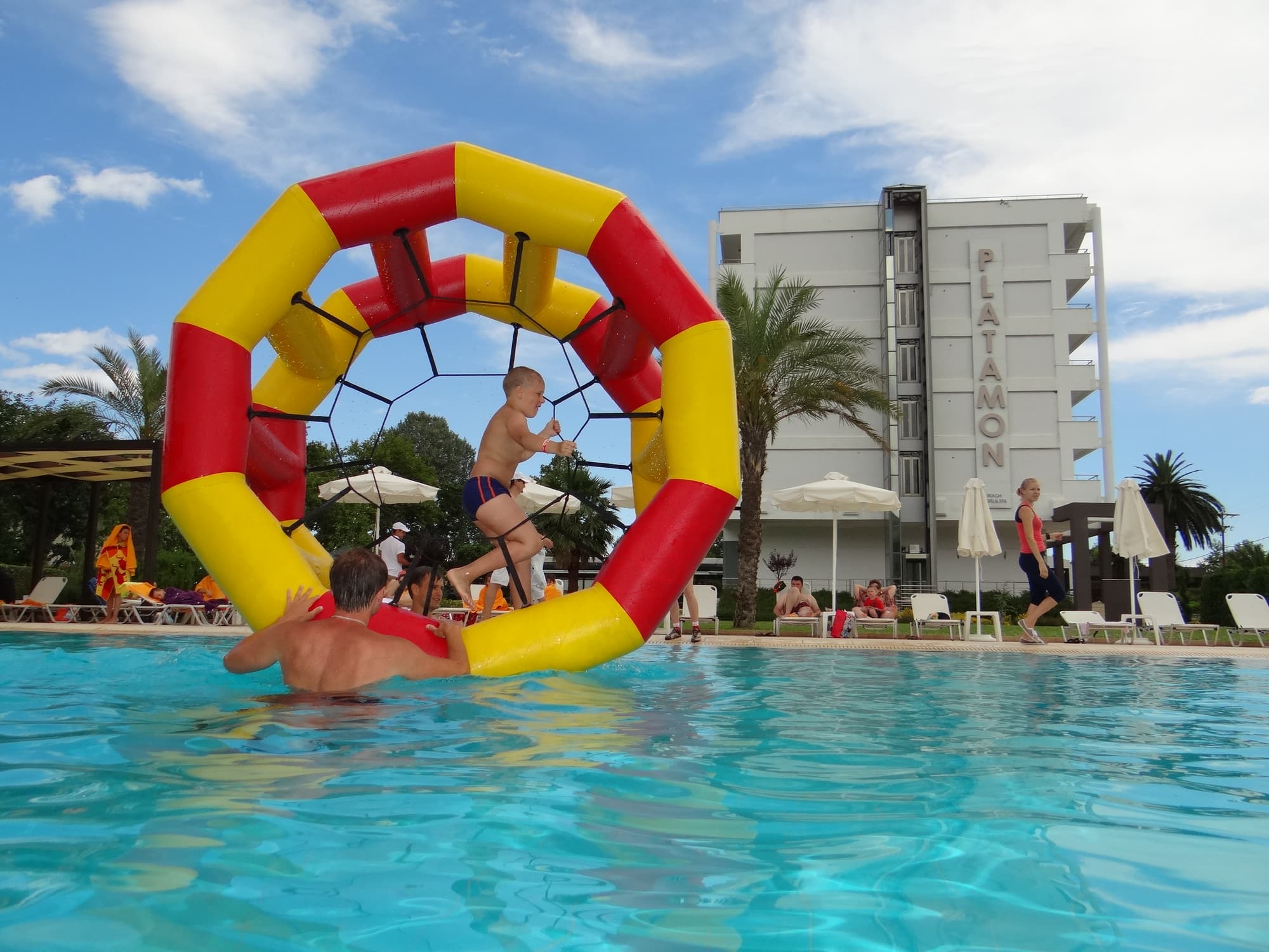Cronwell Platamon Resort
