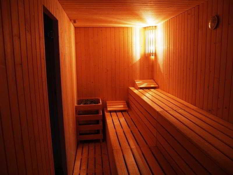 Maritimo Ris Apartamentos, Sports and Entertainment