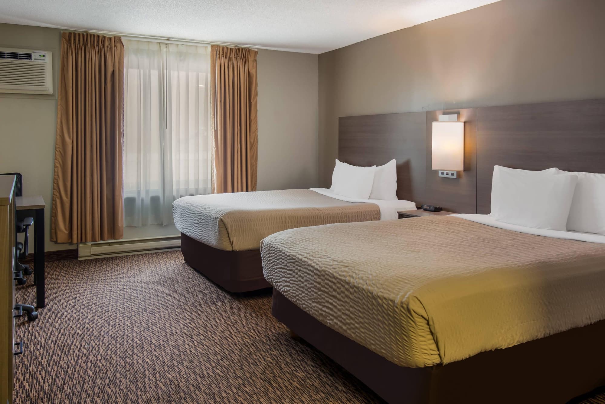 Econo Lodge Duluth Near Miller Hill Mall