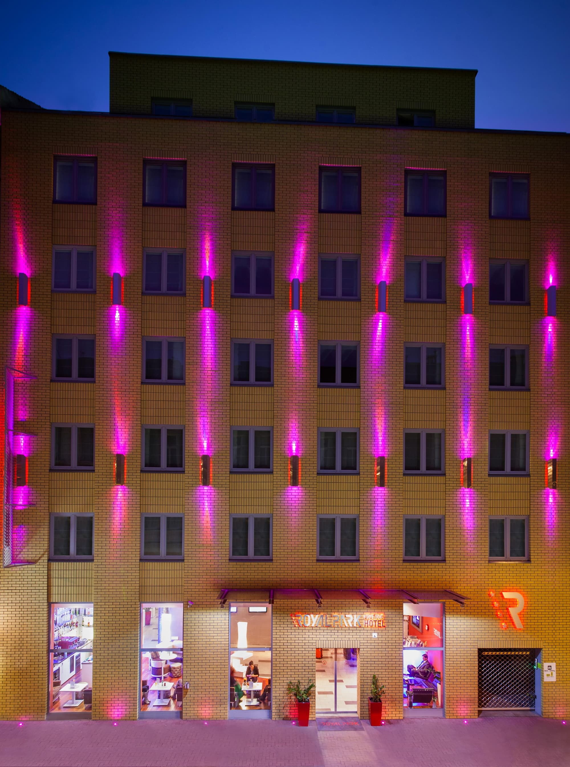 Royal Park Boutique Hotel