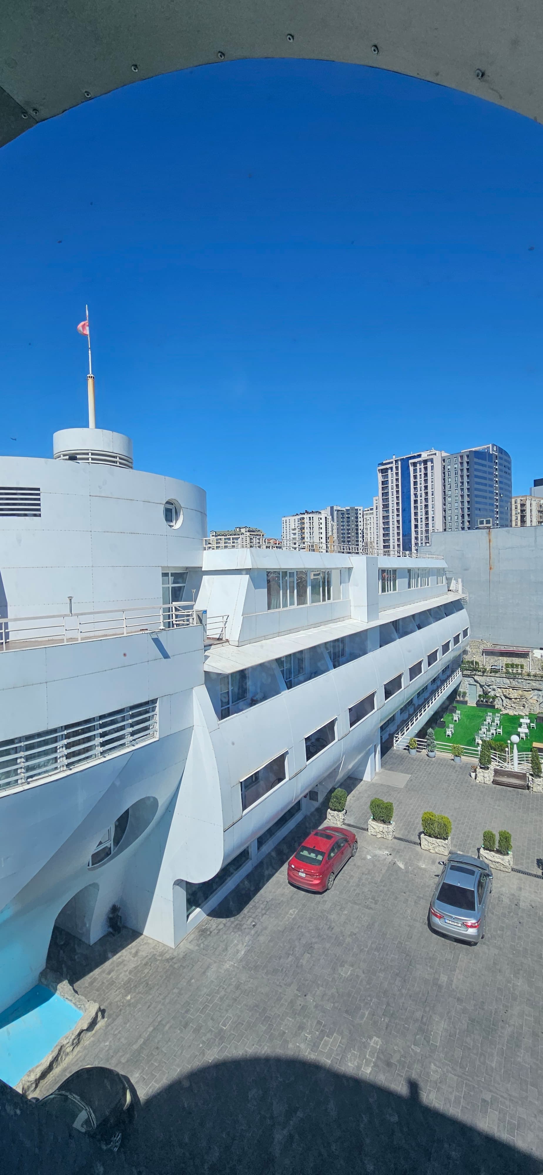 Cruise Hotel
