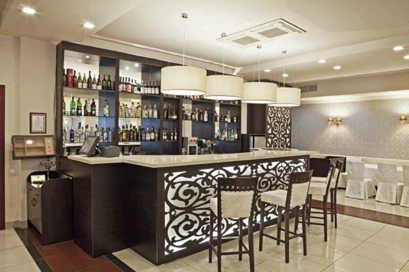 Cruise Hotel