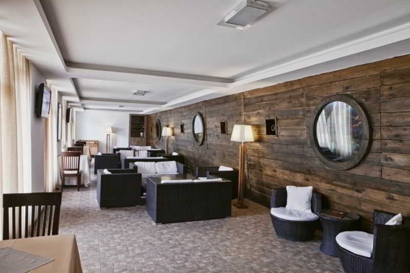 Cruise Hotel