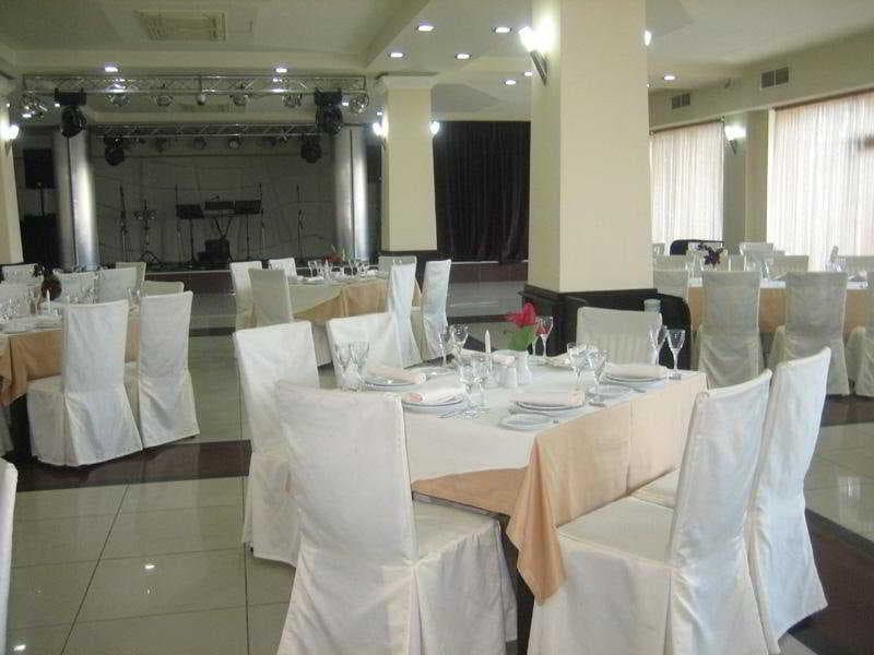 Cruise Hotel